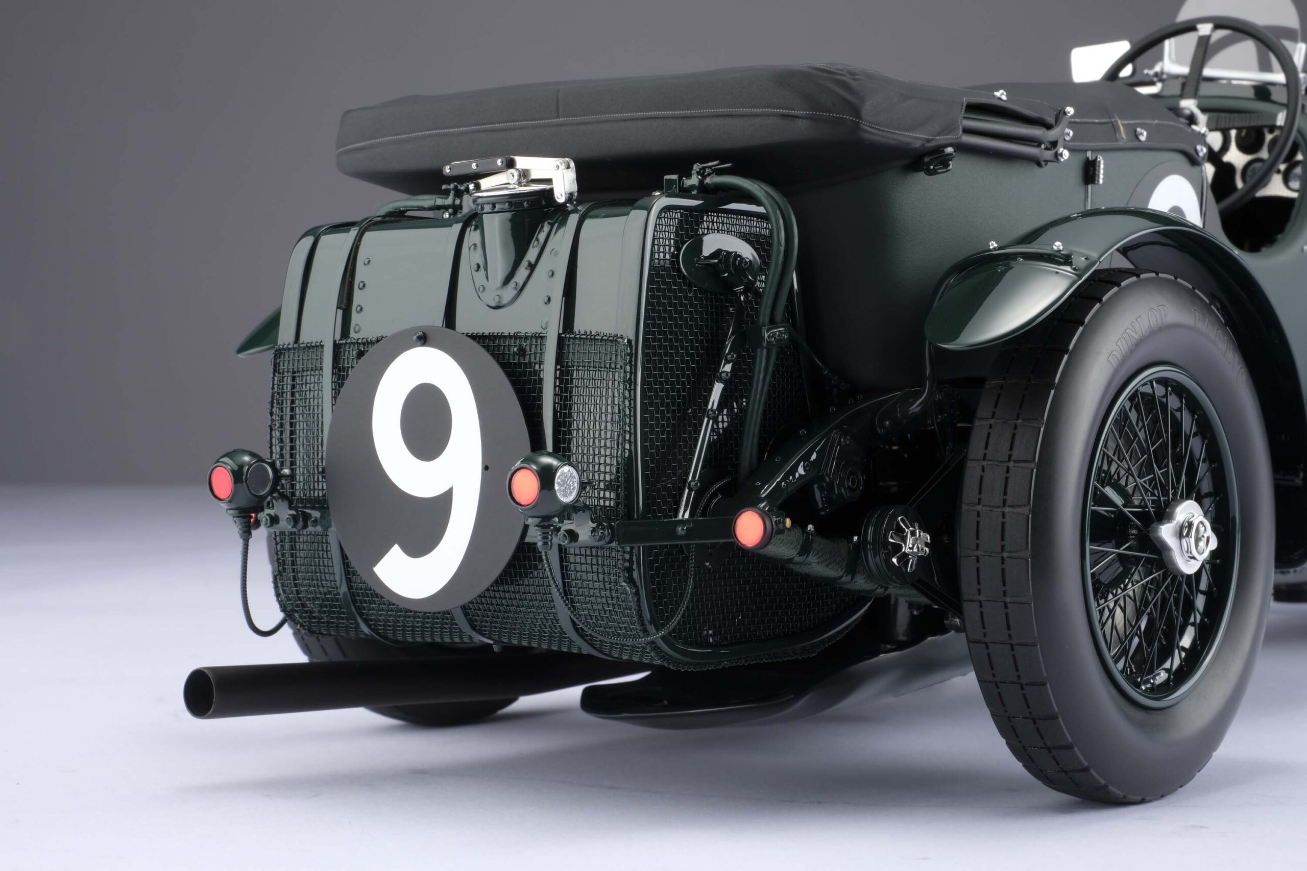 Amalgam Bentley Blower 1930 Le Mans Birkin & Chassagne - Blau | 1:8 - Image 16