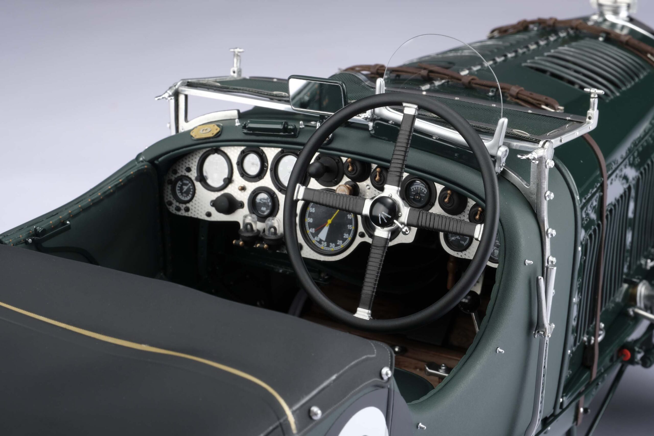 Amalgam Bentley Blower 1930 Le Mans Birkin & Chassagne - Blau | 1:8 - Image 17