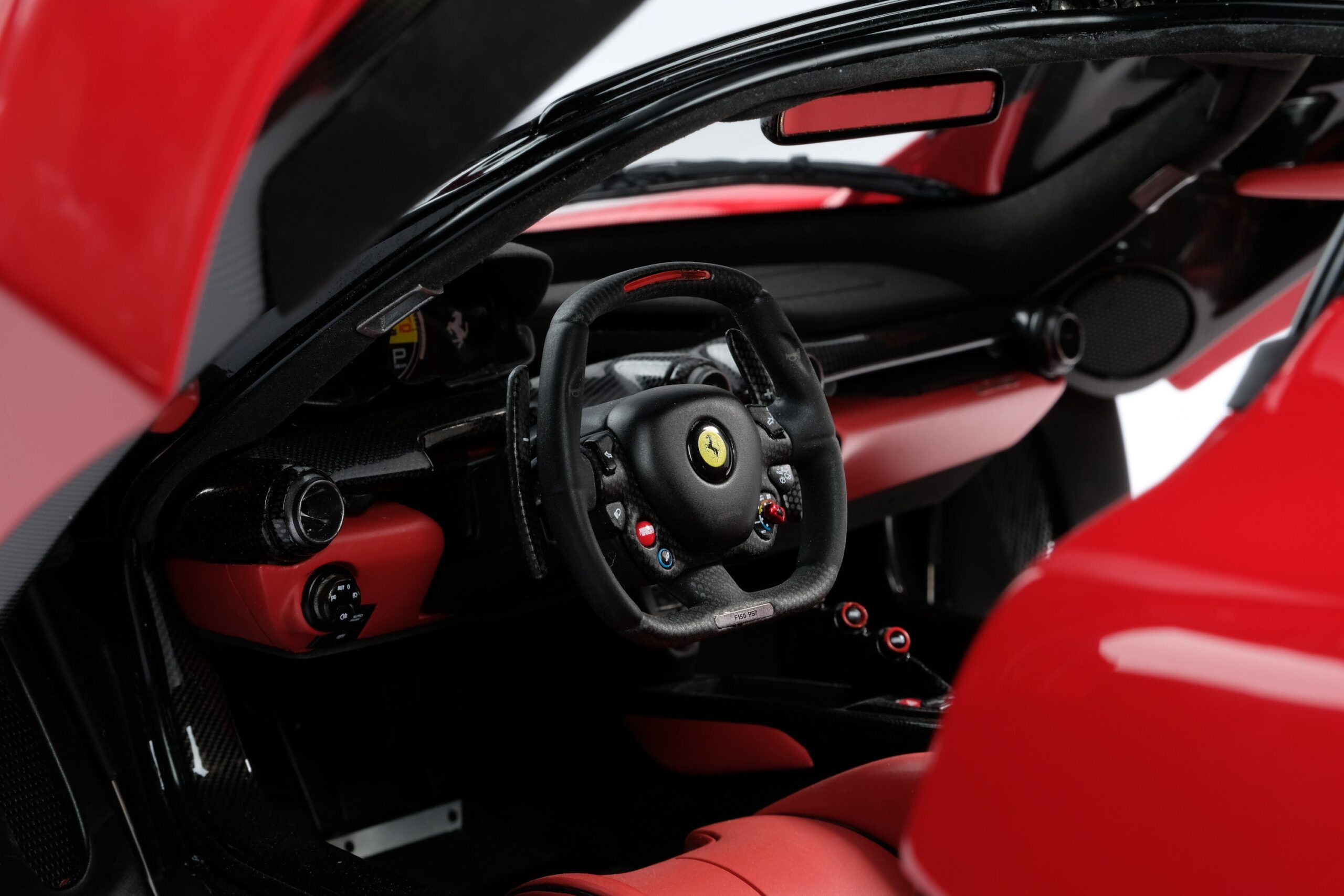 Amalgam Ferrari LaFerrari & LaFerrari Aperta Tailor Made | 1:8 - Image 25