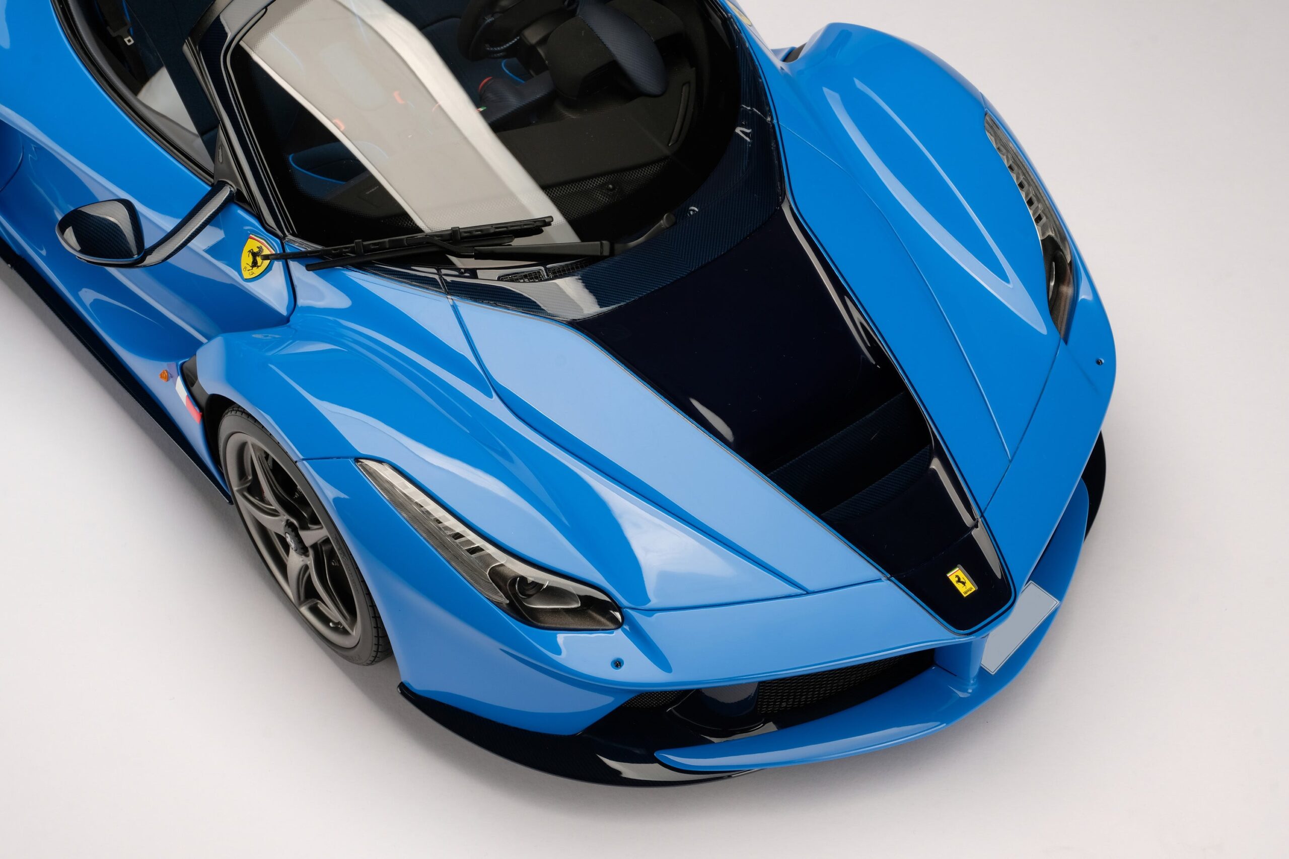 Amalgam Ferrari LaFerrari & LaFerrari Aperta Tailor Made | 1:8 - Image 7