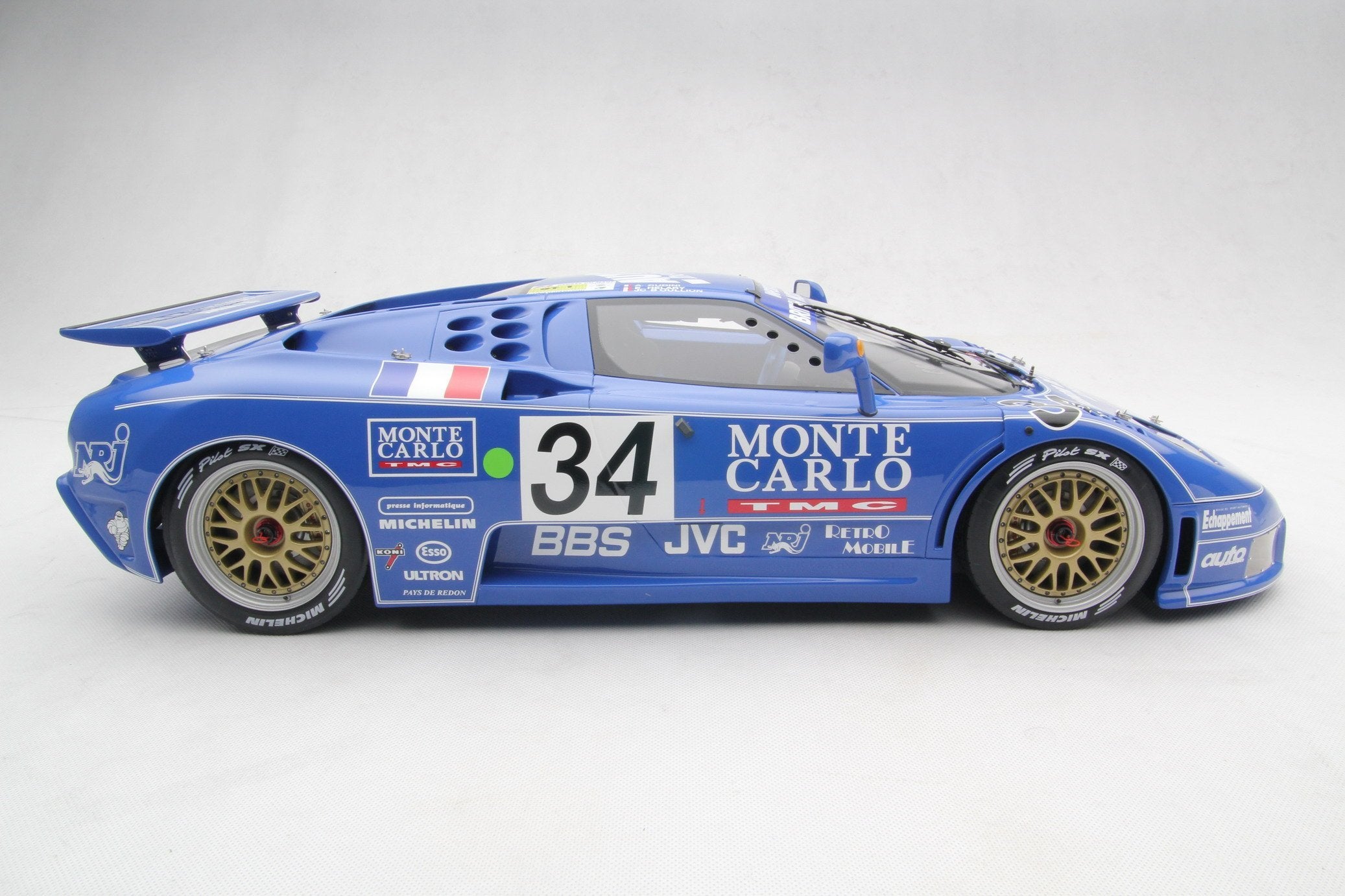 Amalgam Bugatti EB110 LM 1994 Le Mans - Blau | 1:8 – Bild 3
