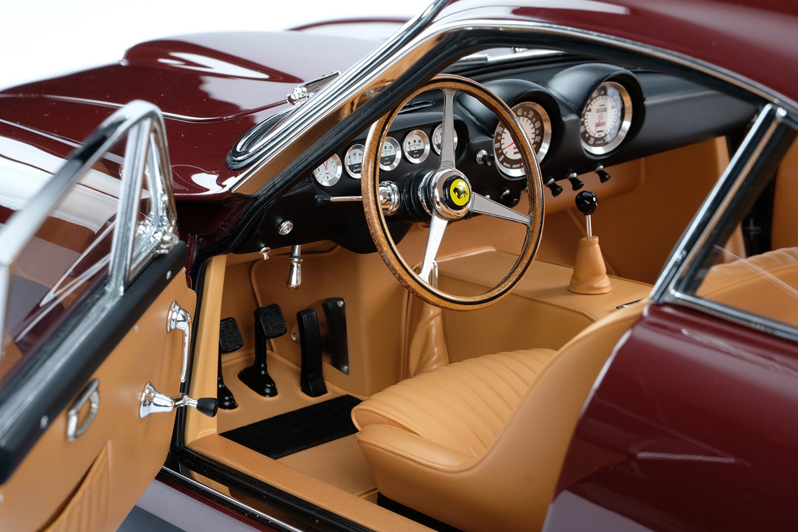 Amalgam Ferrari 250 GT Lusso (1962) - Silber | 1:8 - Imagen 26