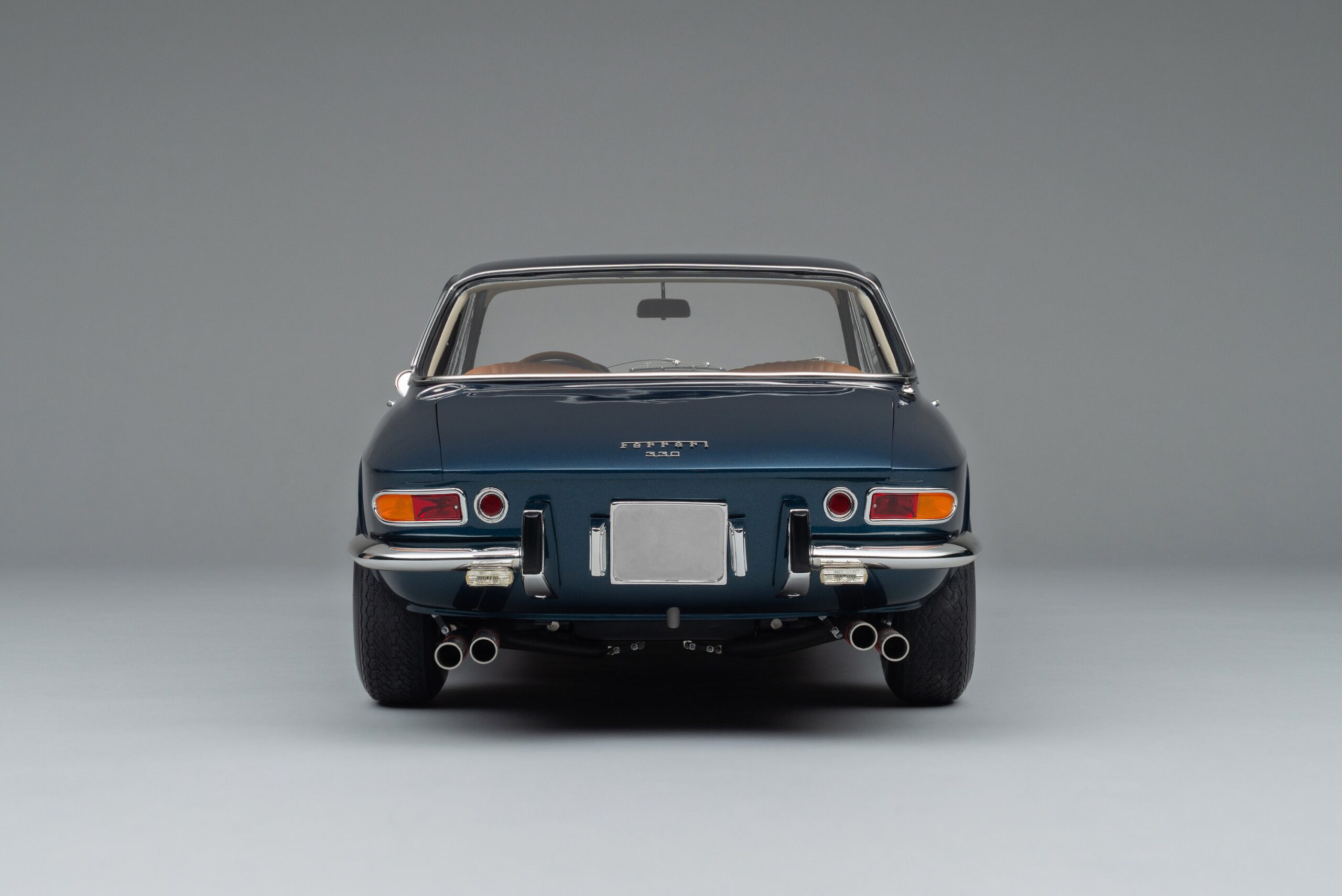 Amalgam Ferrari 330 GTC (1966) - Blau | 1:8 – Bild 12