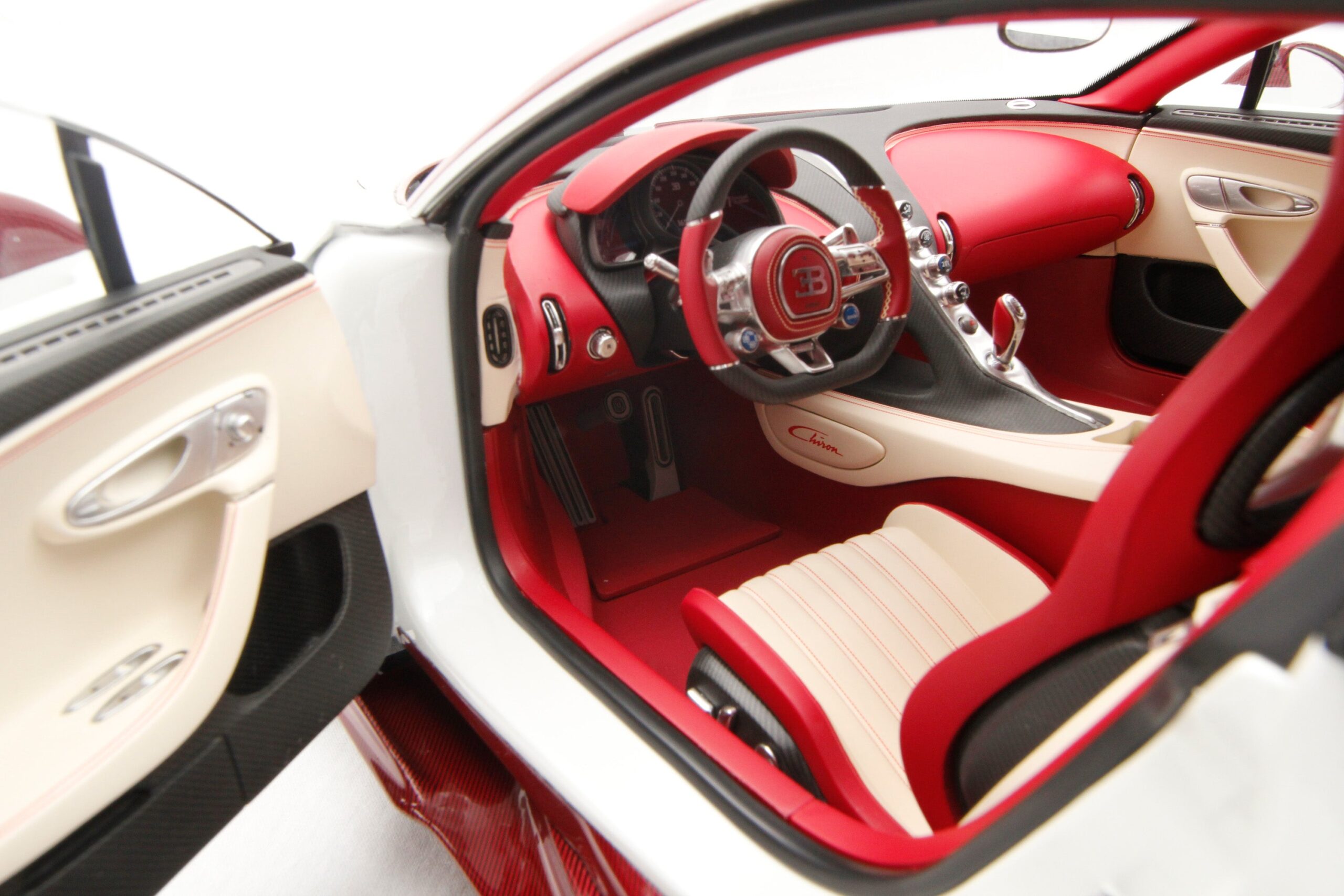 Amalgam Bugatti Chiron Tailor Made | 1:8 - Image 3