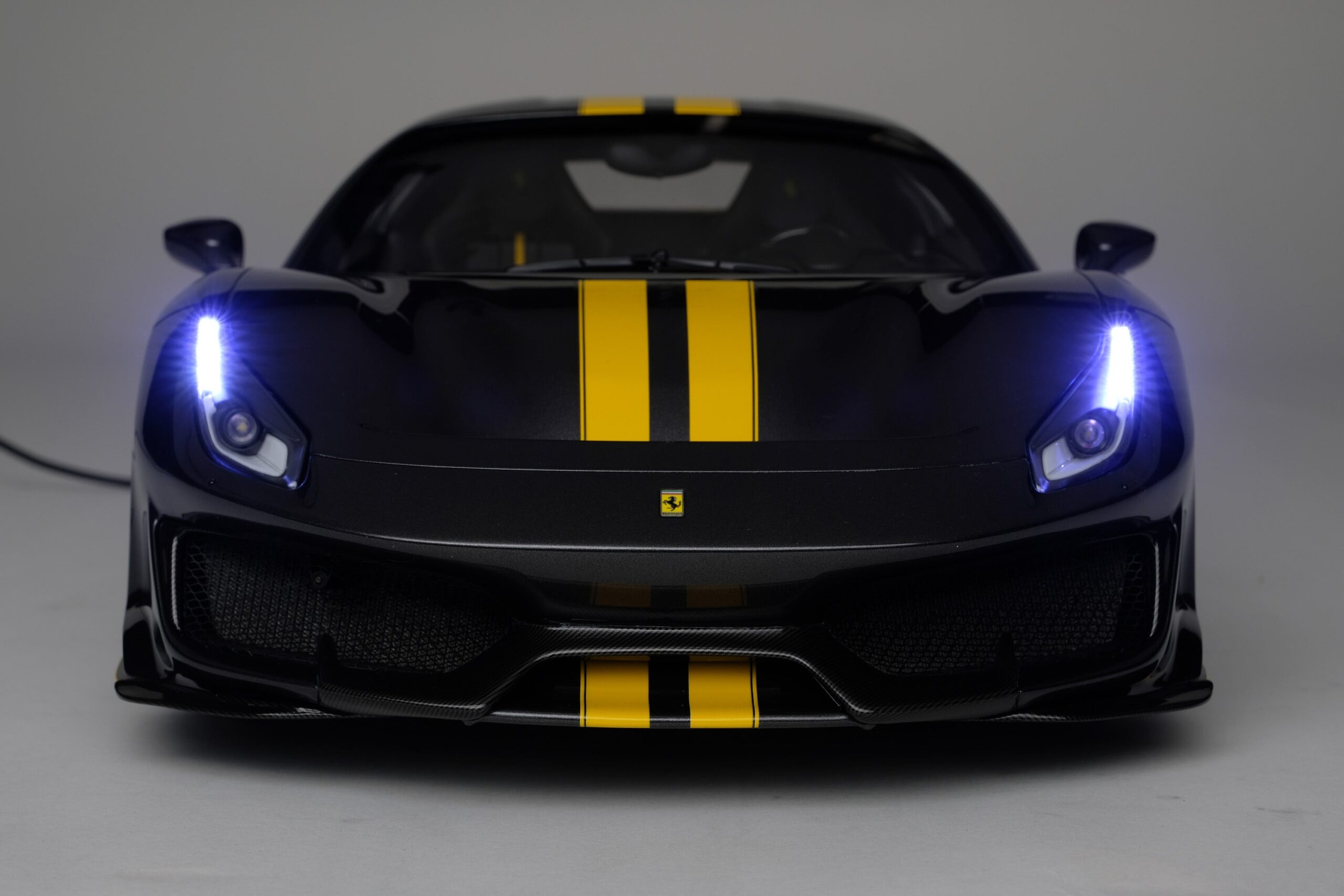 Amalgam Ferrari 488 GTB & Spider Tailor Made | 1:8 - Image 22
