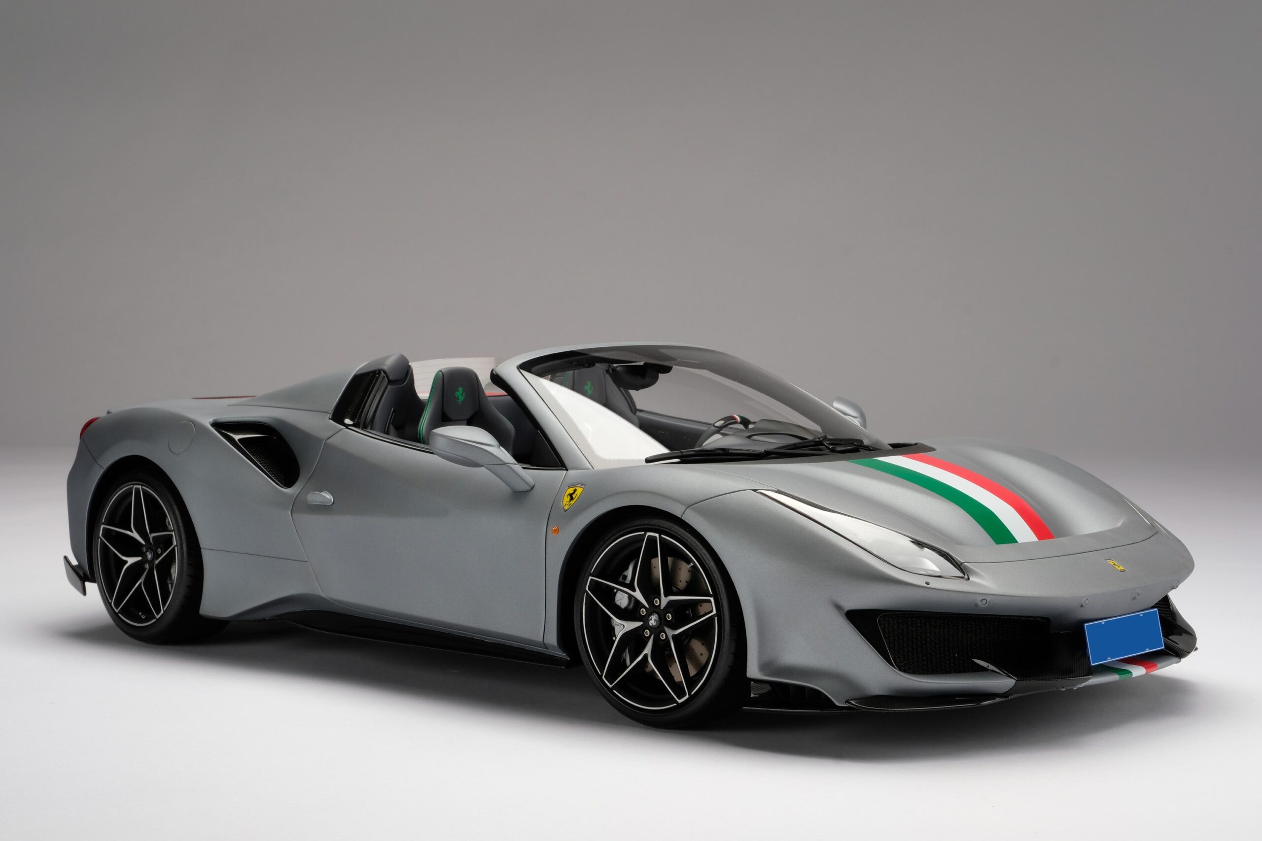 Amalgam Ferrari 488 GTB & Spider Tailor Made | 1:8 - Image 32