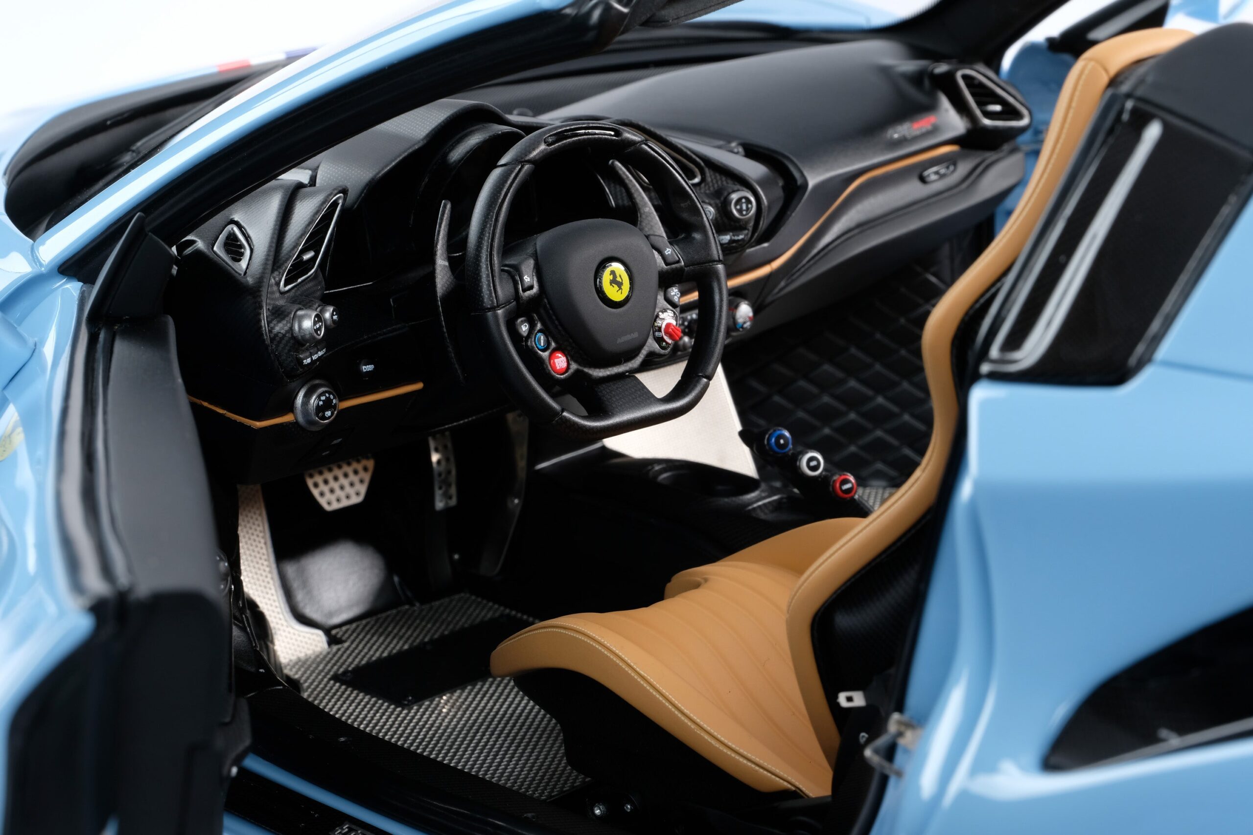 Amalgam Ferrari 488 GTB & Spider Tailor Made | 1:8 - Image 38