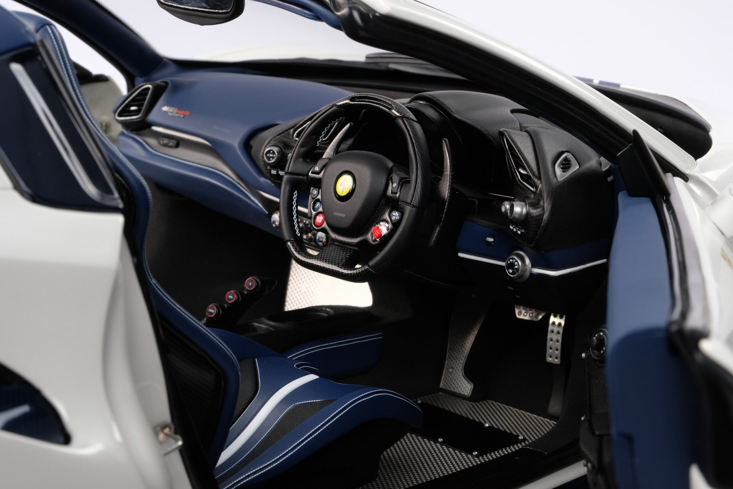 Amalgam Ferrari 488 GTB & Spider Tailor Made | 1:8 - Image 41