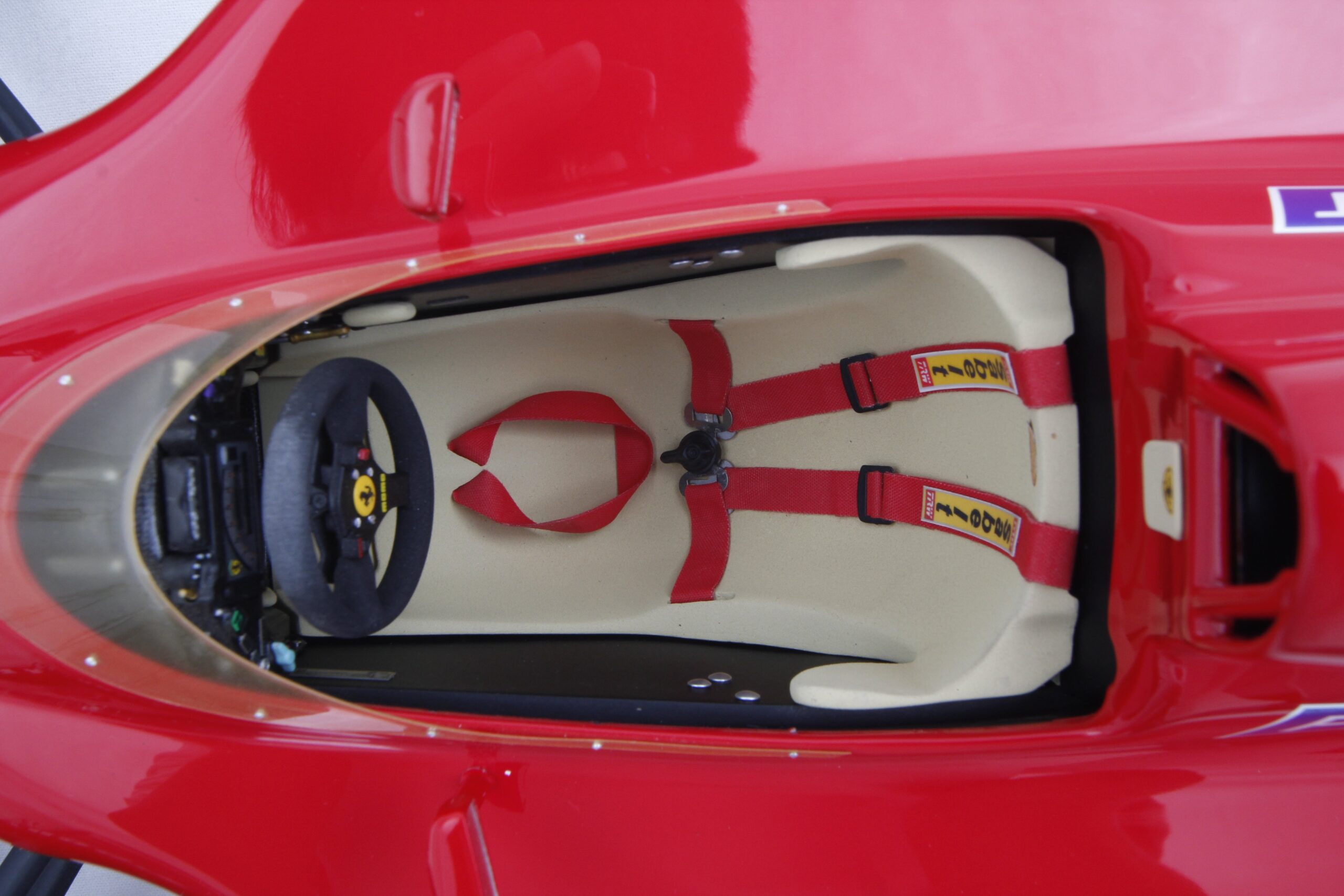 Amalgam Ferrari F1-90 (641/2) - Rot | 1:8 – Bild 24