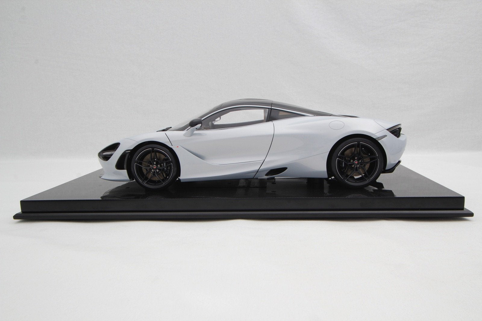 Amalgam McLaren 720S (2017) - Orange | 1:8 – Bild 10