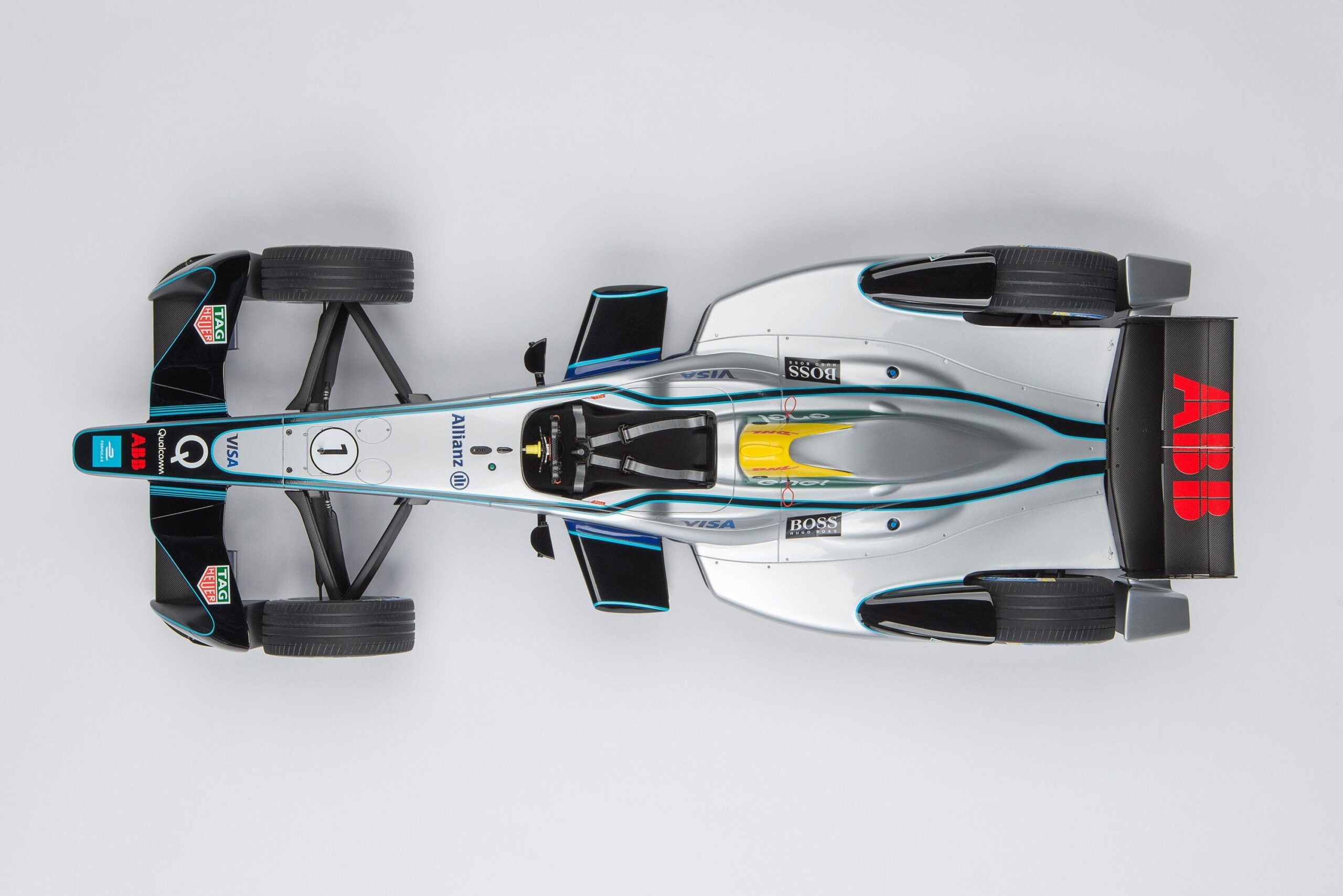 Amalgam Spark-Renault SRT_01E Gen1 Season 4 Show Car (2017) - Silber | 1:8 - 画像4