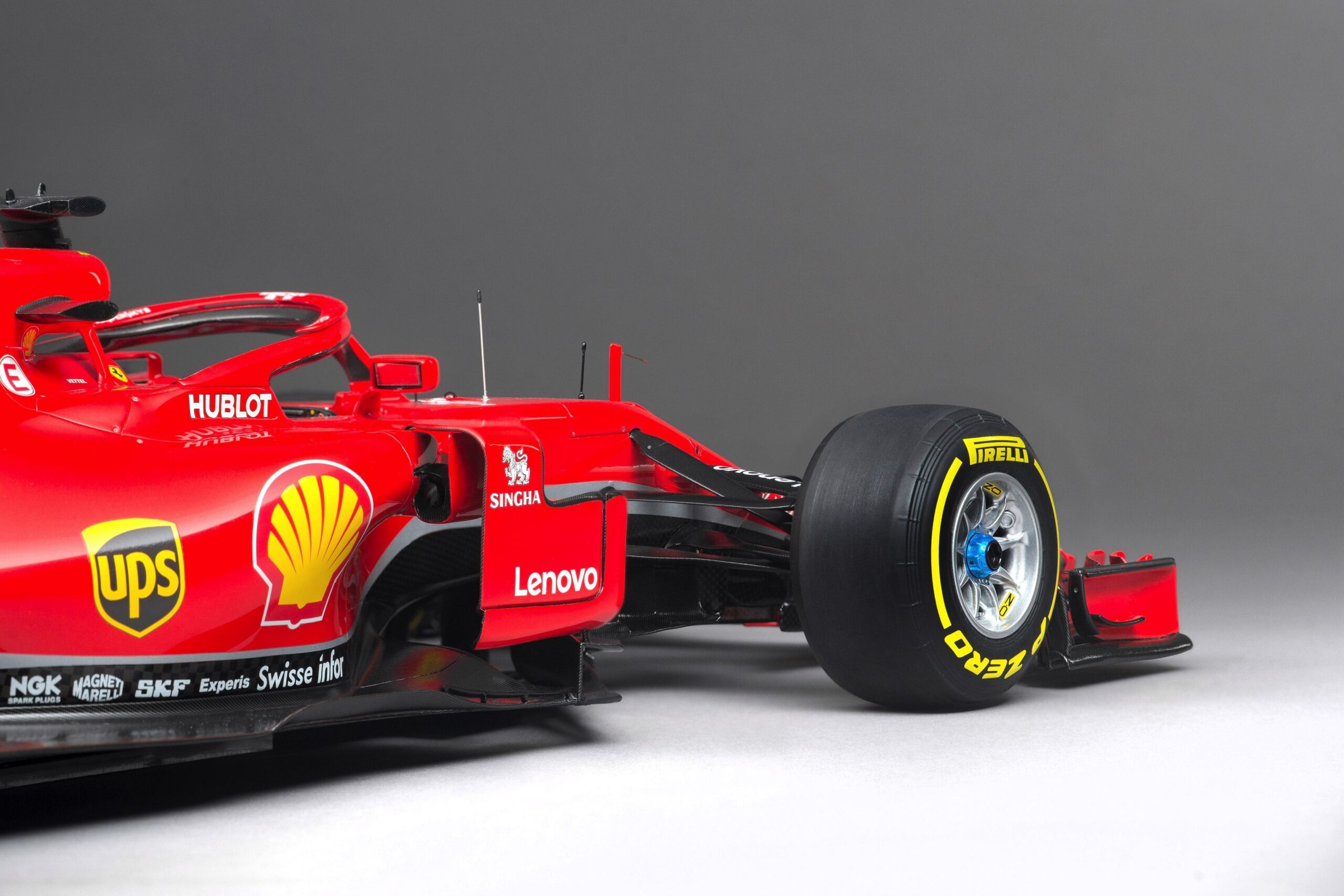 Amalgam Ferrari SF71H 2018 Australian Grand Prix - Rot | 1:8 – Bild 11