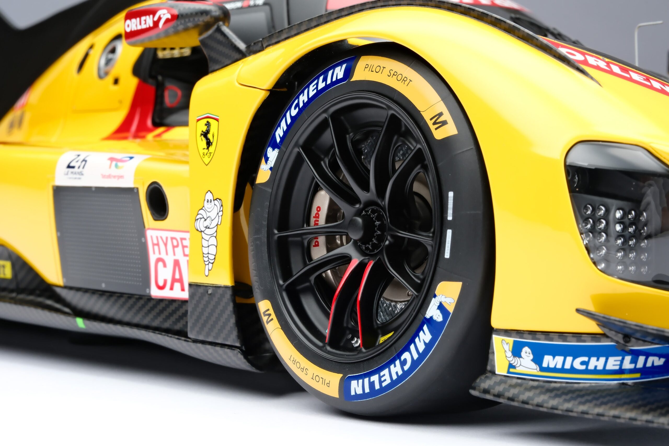 Amalgam Ferrari 499P 2025 Le Mans - Rot | 1:8 – Bild 8