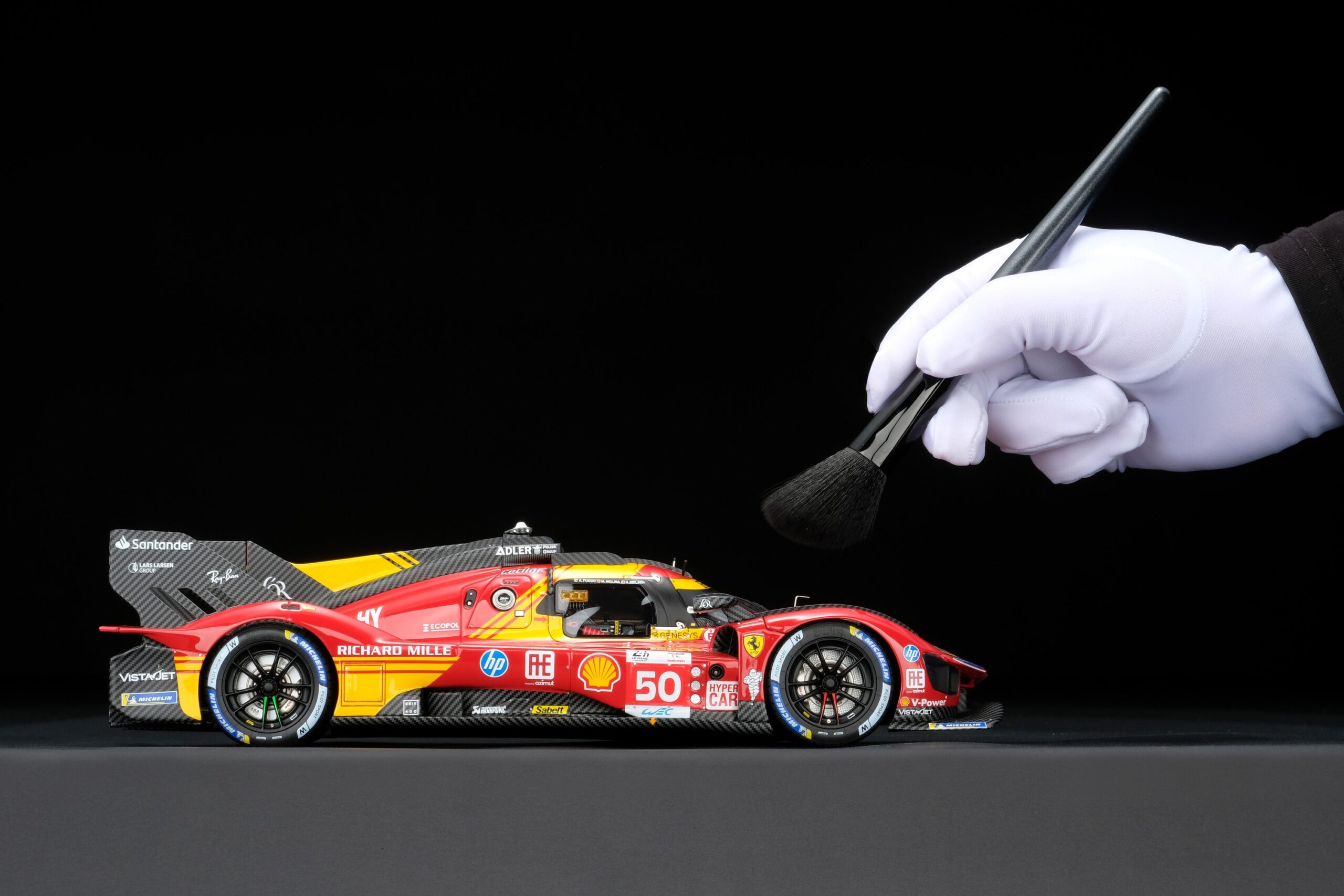 Amalgam Ferrari 499P 2024 Le Mans Winner - Rot | 1:18 – Bild 3