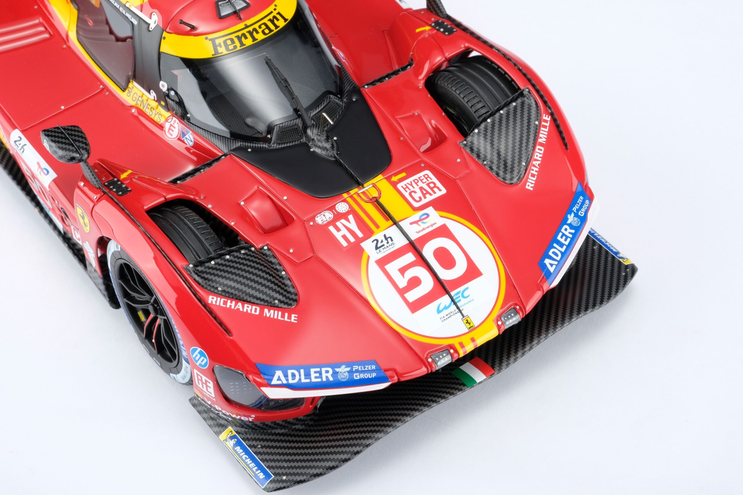Amalgam Ferrari 499P 2024 Le Mans Winner - Rot | 1:18 – Bild 5