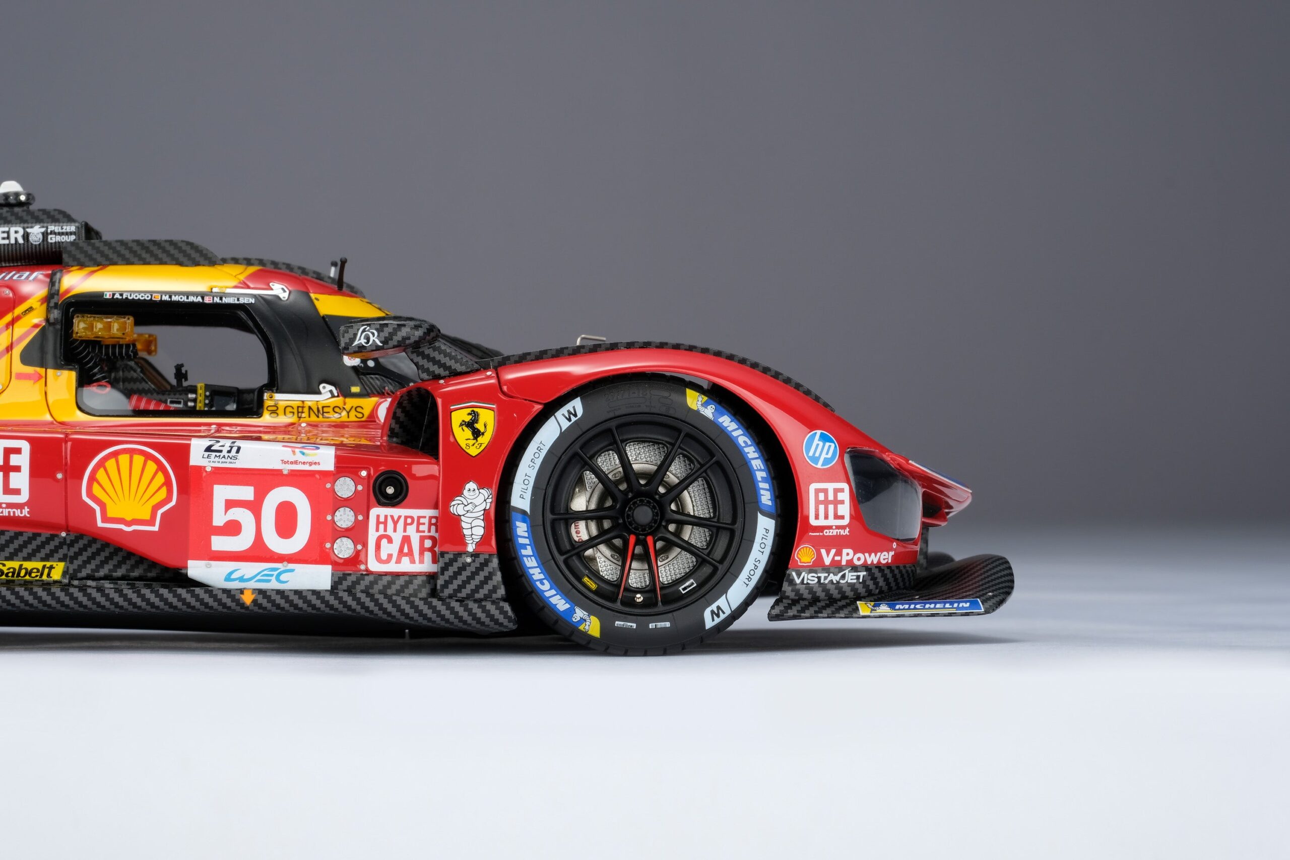 Amalgam Ferrari 499P 2024 Le Mans Winner - Rot | 1:18 – Bild 19