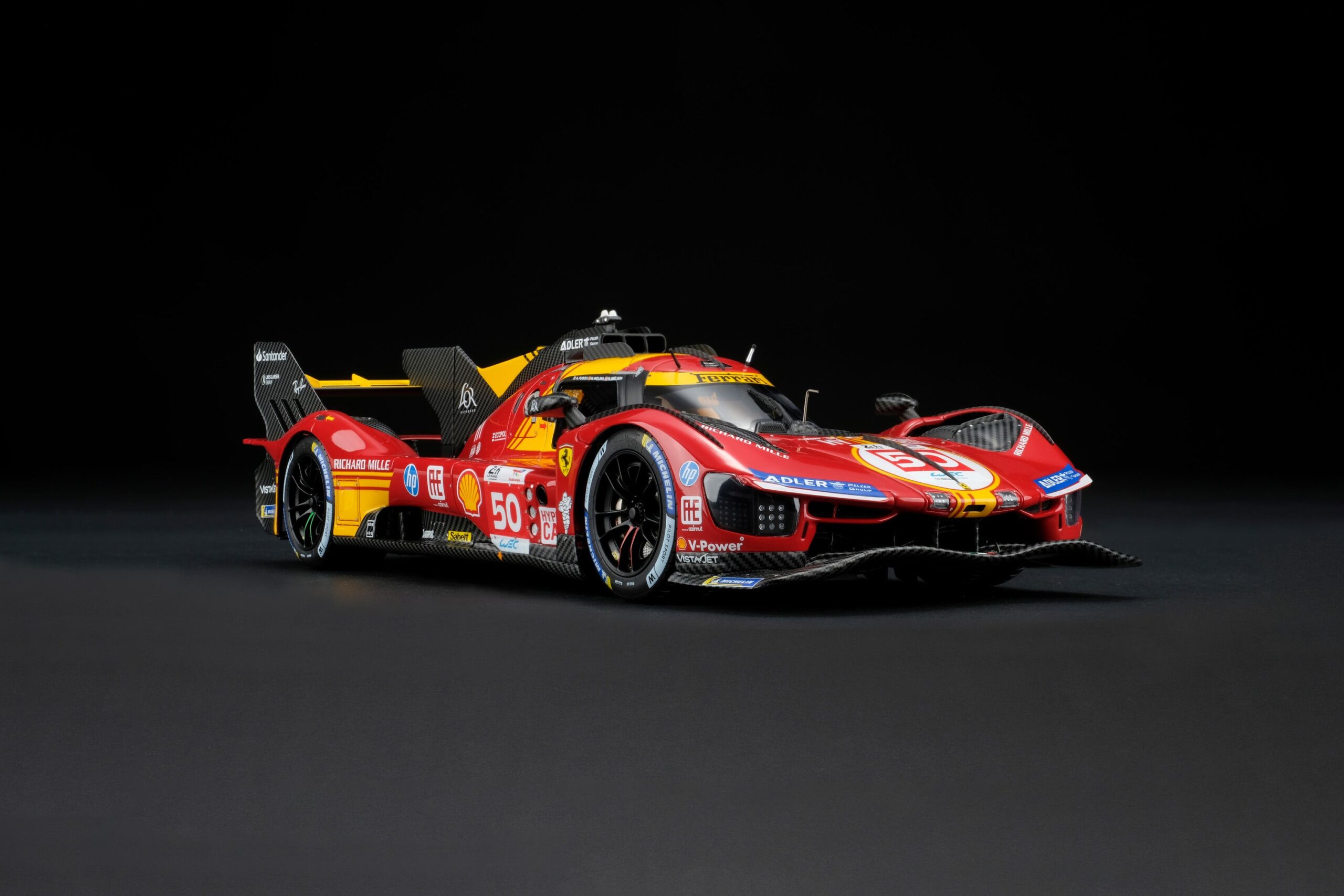 Amalgam Ferrari 499P 2024 Le Mans Winner - Rot | 1:18 – Bild 2