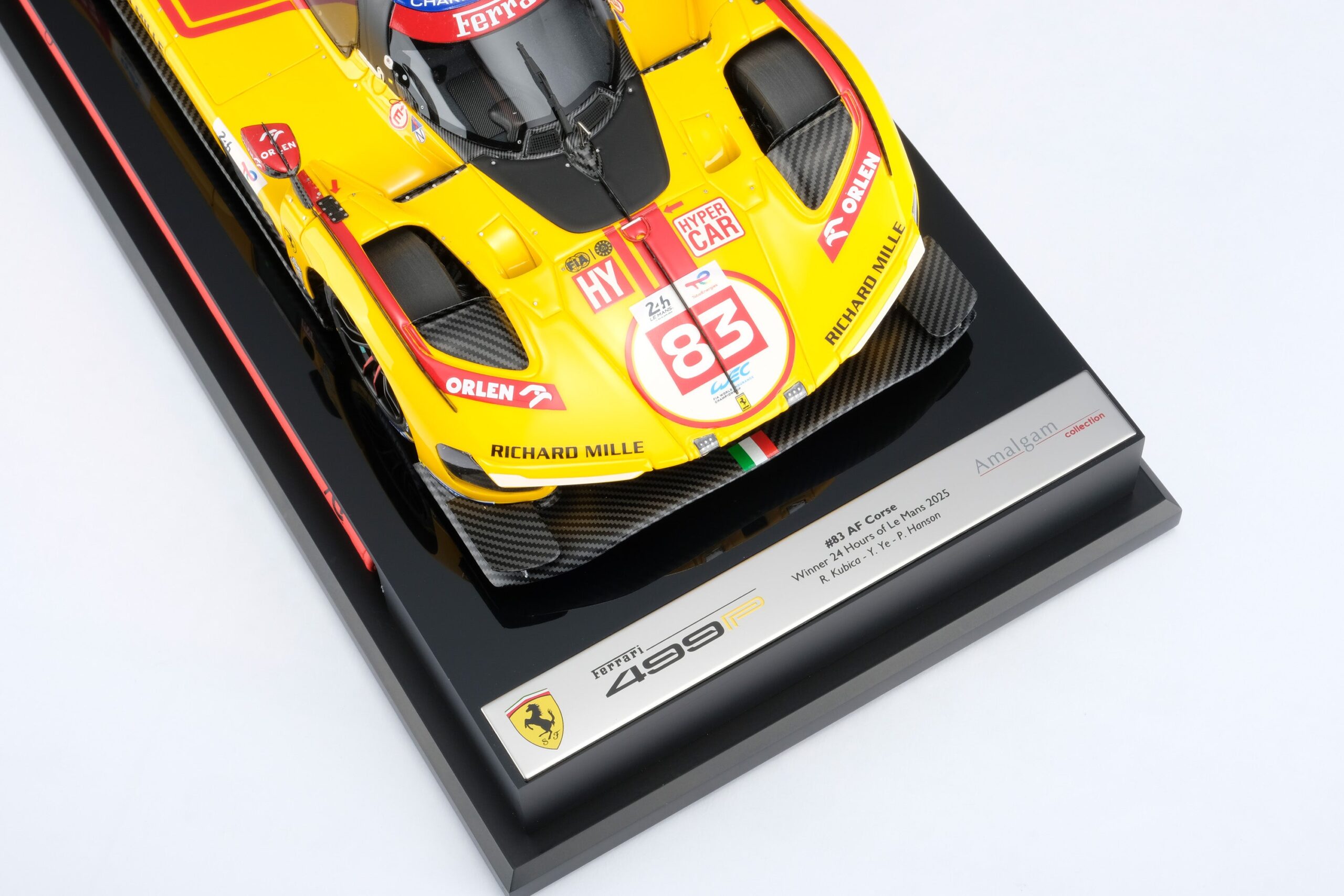 Amalgam Ferrari 499P 2025 Le Mans Winner #83 - Gelb | 1:18 – Bild 22