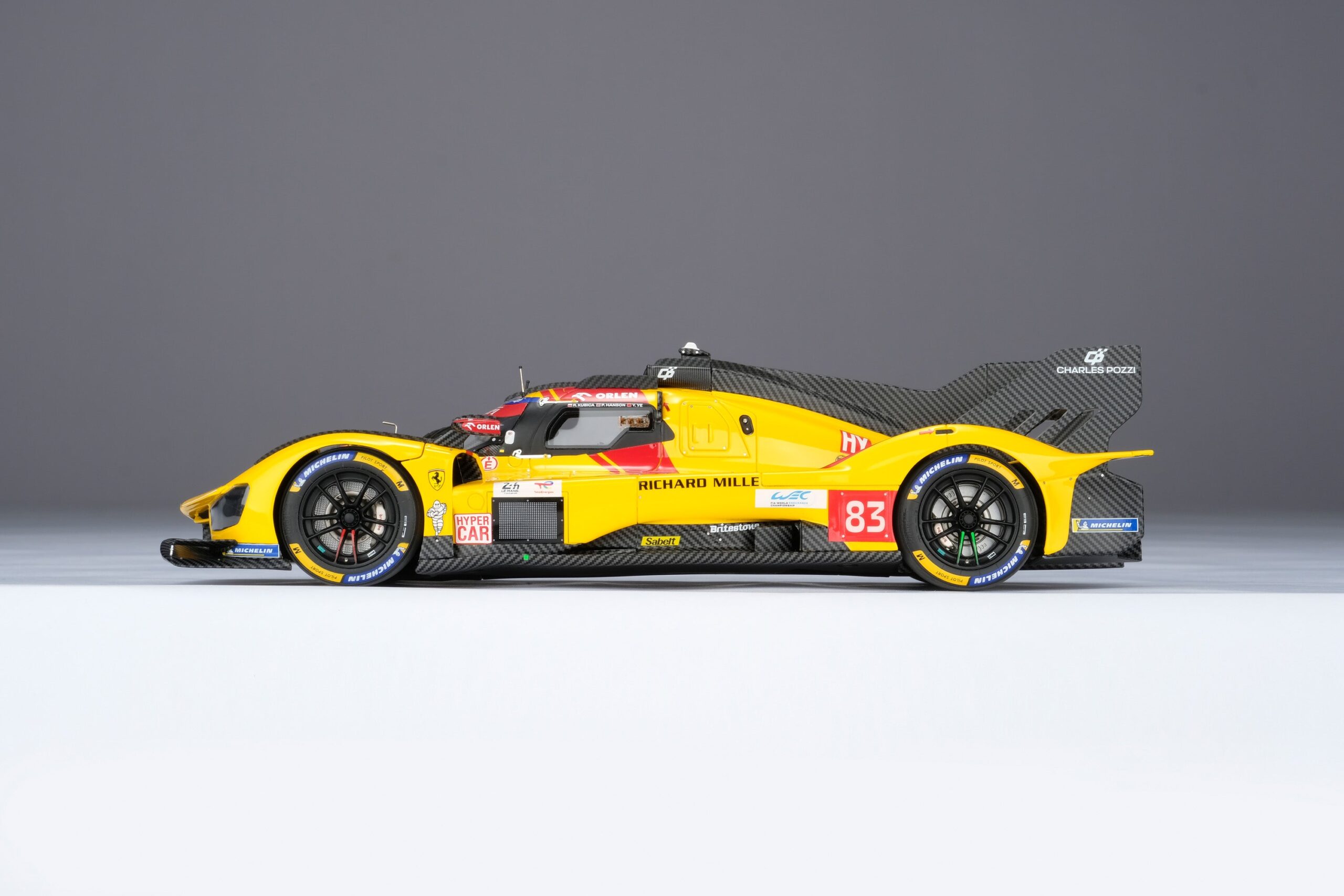 Amalgam Ferrari 499P 2025 Le Mans Winner #83 - Gelb | 1:18 – Bild 12
