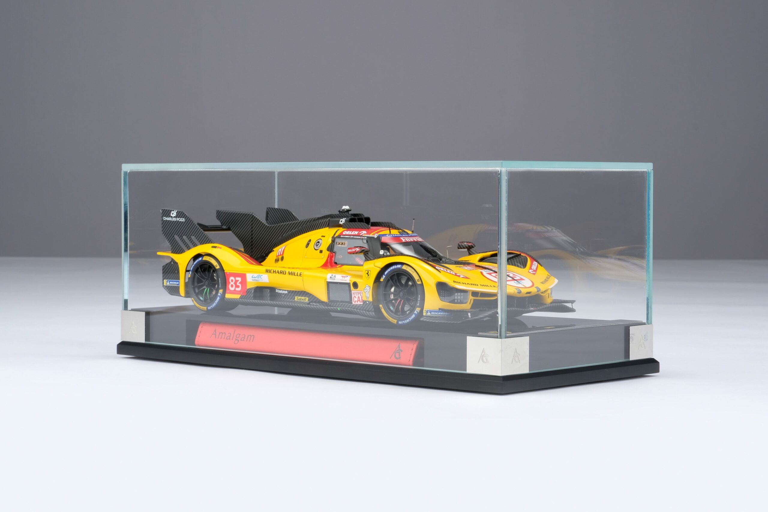 Amalgam Ferrari 499P 2025 Le Mans Winner #83 - Gelb | 1:18 – Bild 20