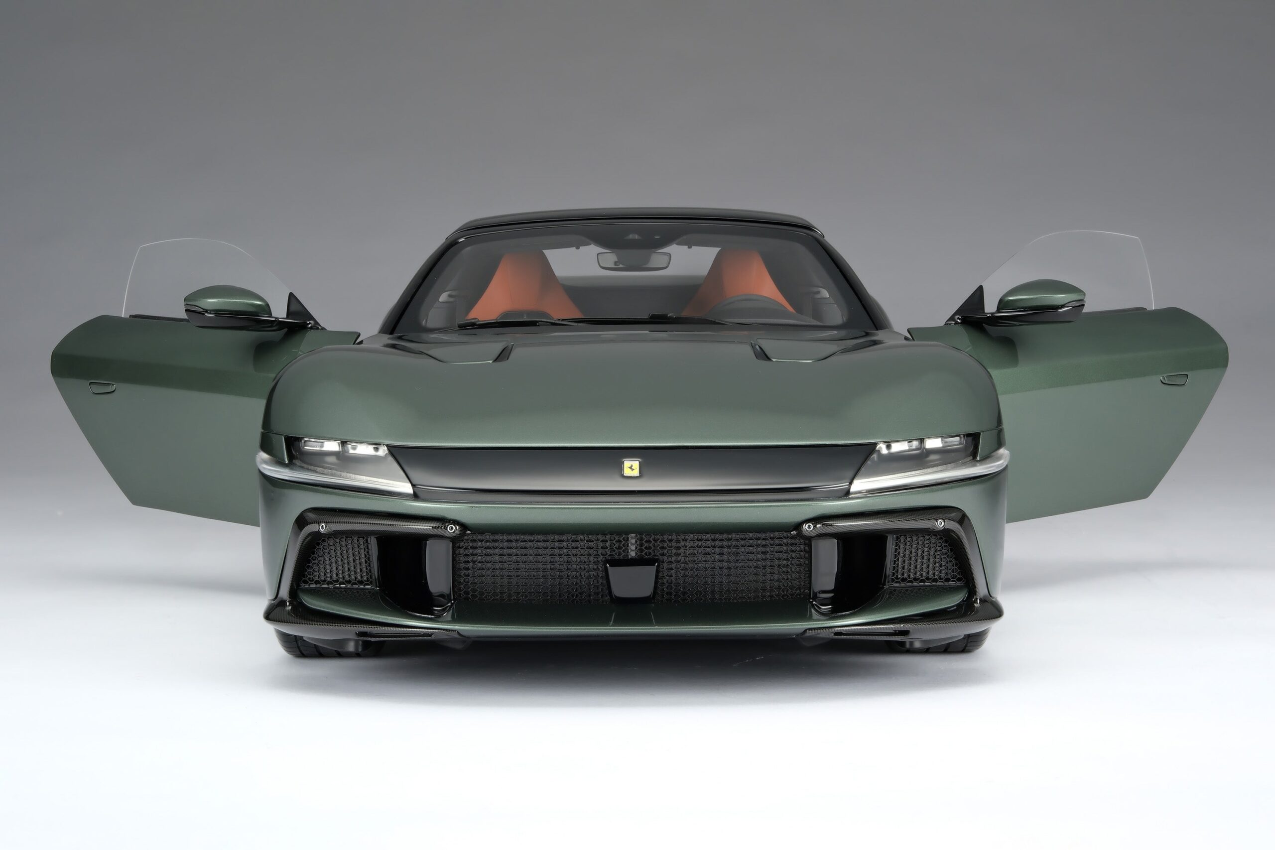 Amalgam Ferrari 12Cilindri Spider (2024) - Toskana-Grün | 1:8 - Image 7