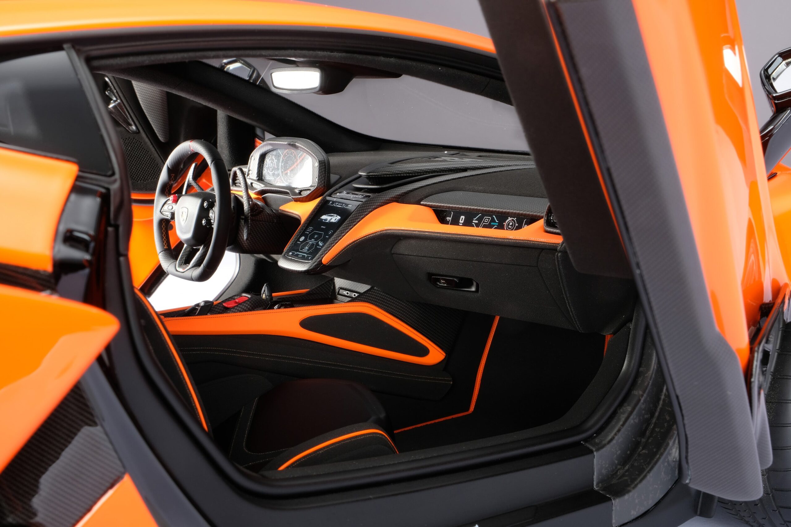 Amalgam Lamborghini Revuelto (2023) - Orange | 1:8 - Imagen 18