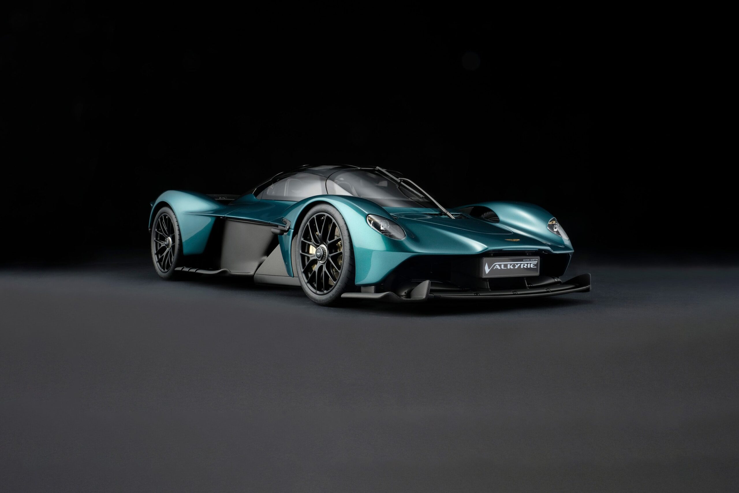 Amalgam Aston Martin Valkyrie Spider (2023) | 1:8 – Bild 2