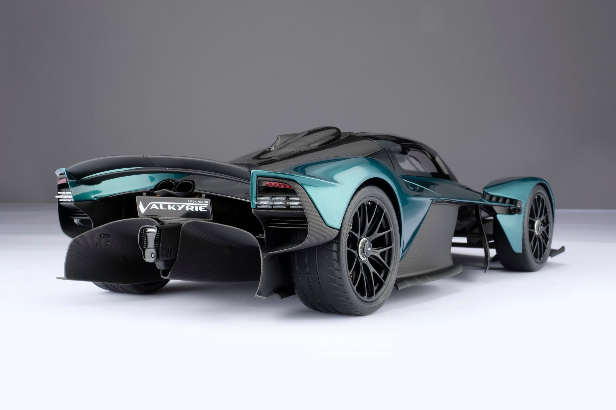 Amalgam Aston Martin Valkyrie Spider (2023) | 1:8 – Bild 17