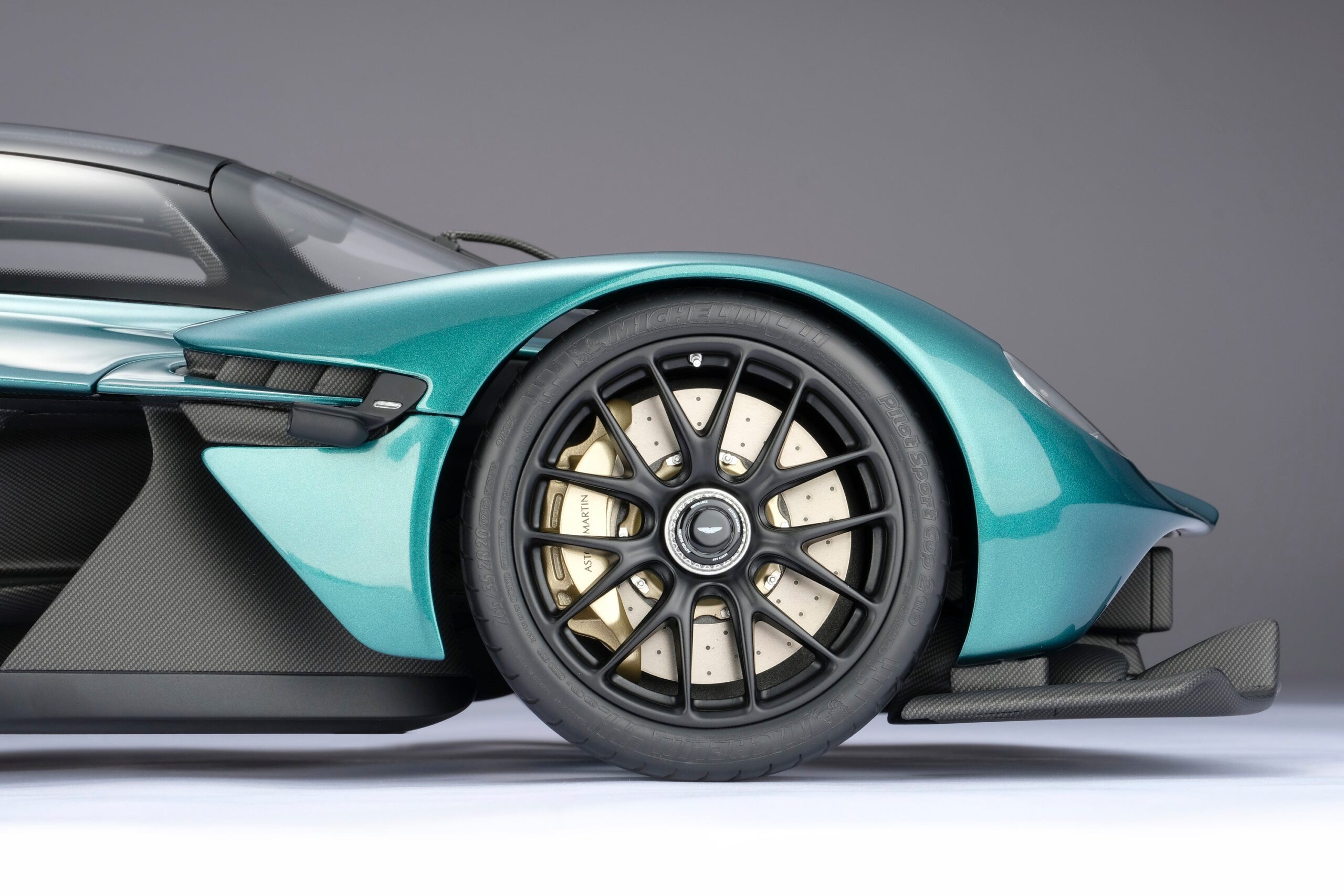 Amalgam Aston Martin Valkyrie Spider (2023) | 1:8 – Bild 15