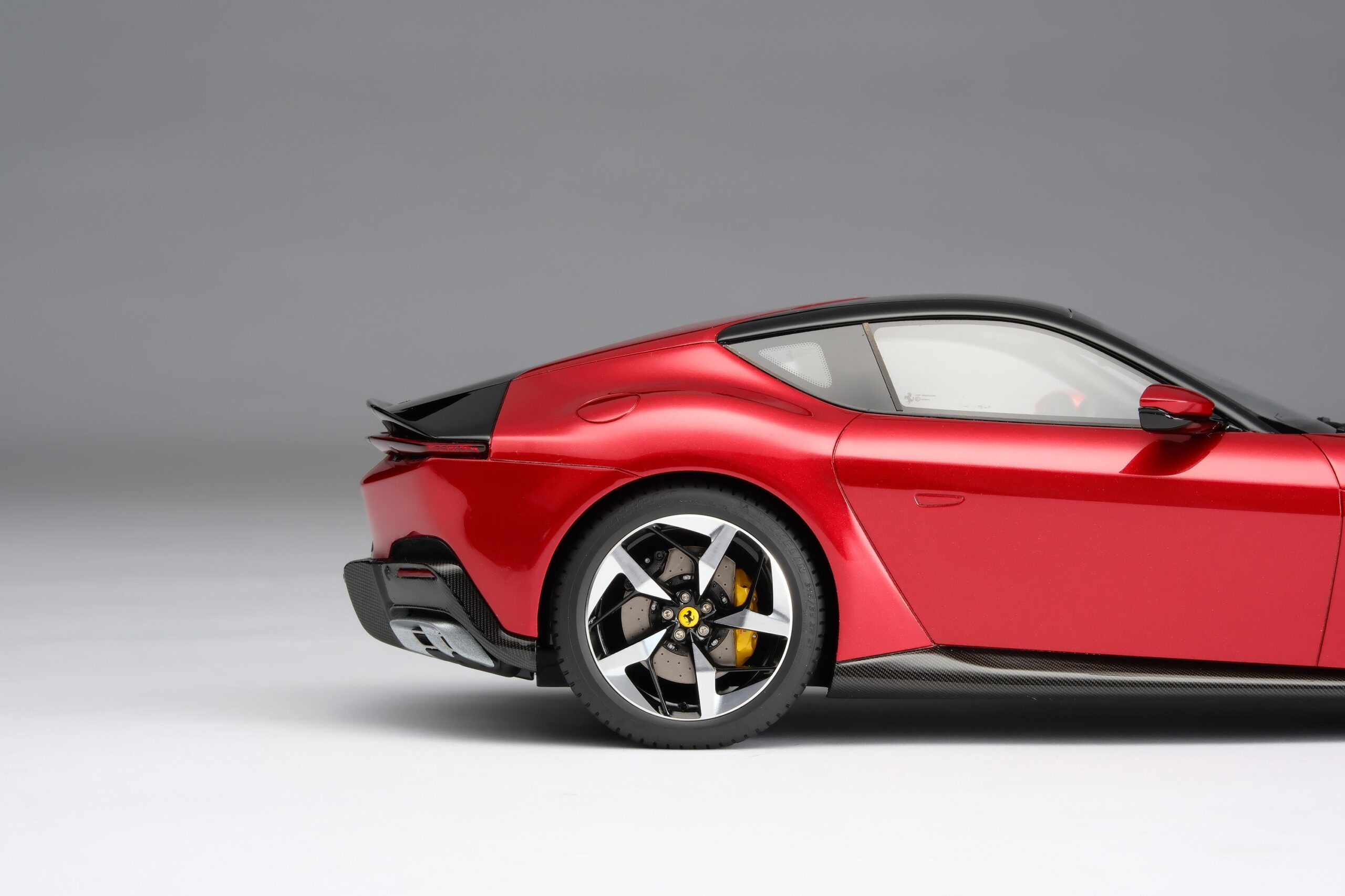 Amalgam Ferrari 12Cilindri (2024) - Rot | 1:18 – Bild 11