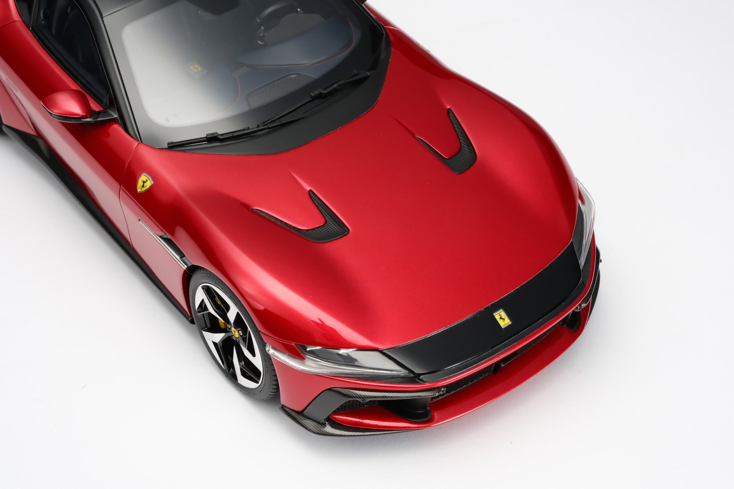 Amalgam Ferrari 12Cilindri (2024) - Rot | 1:18 – Bild 8