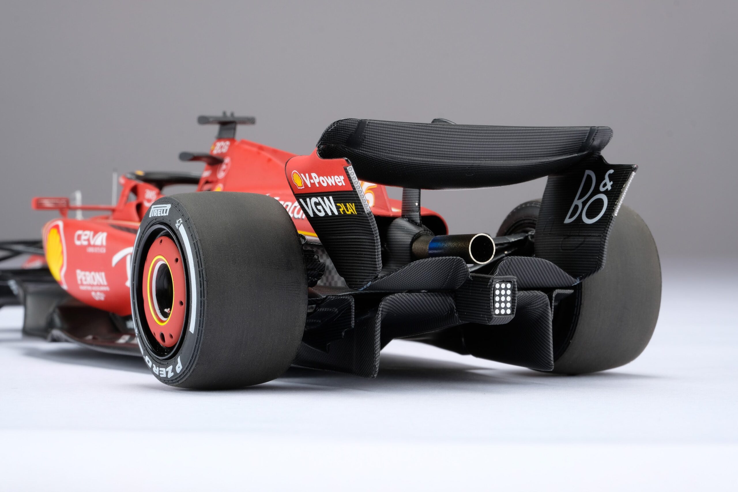 Amalgam Ferrari SF-24 2024 Australian Grand Prix - Rot | 1:18 – Bild 27