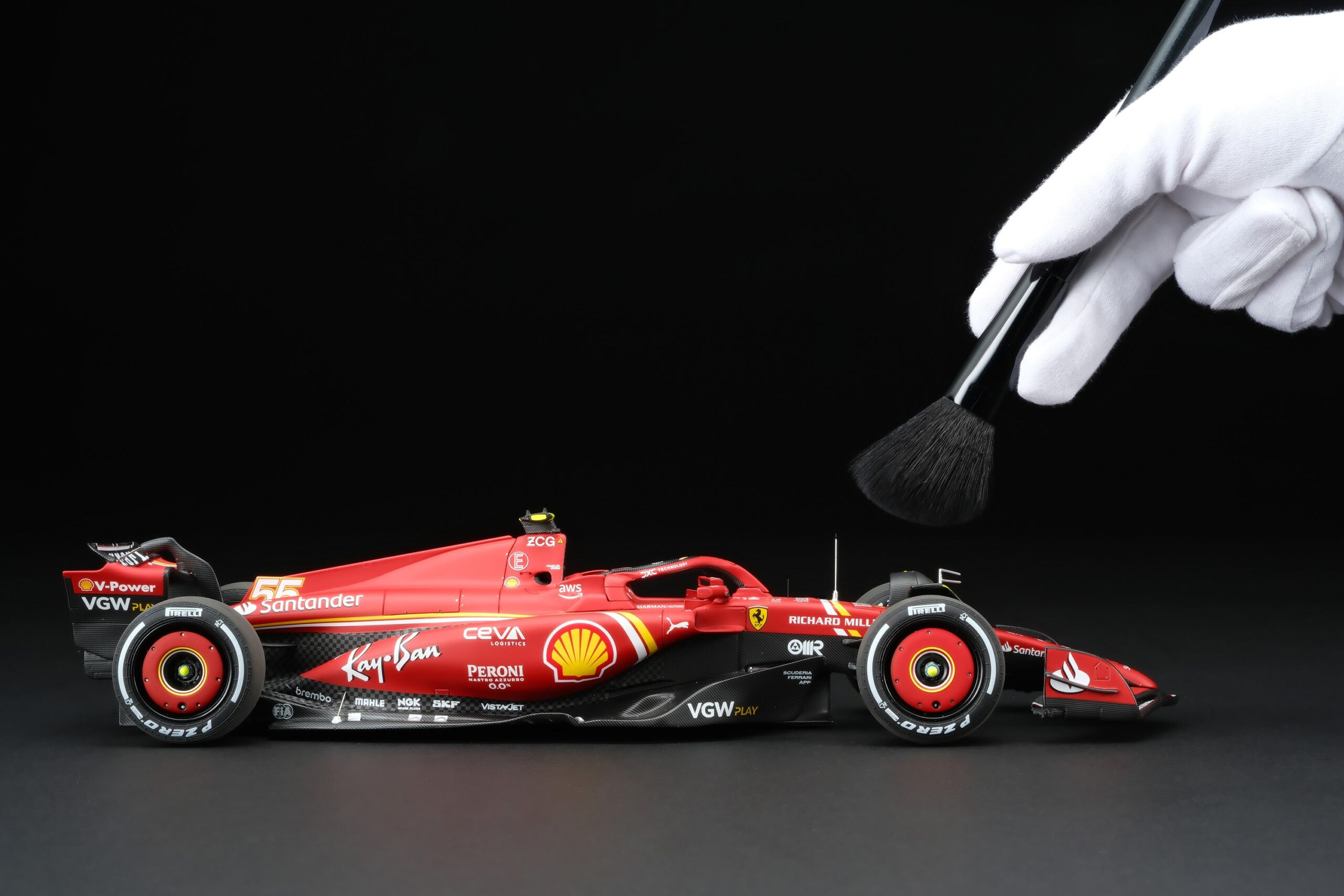 Amalgam Ferrari SF-24 2024 Australian Grand Prix - Rot | 1:18 – Bild 3