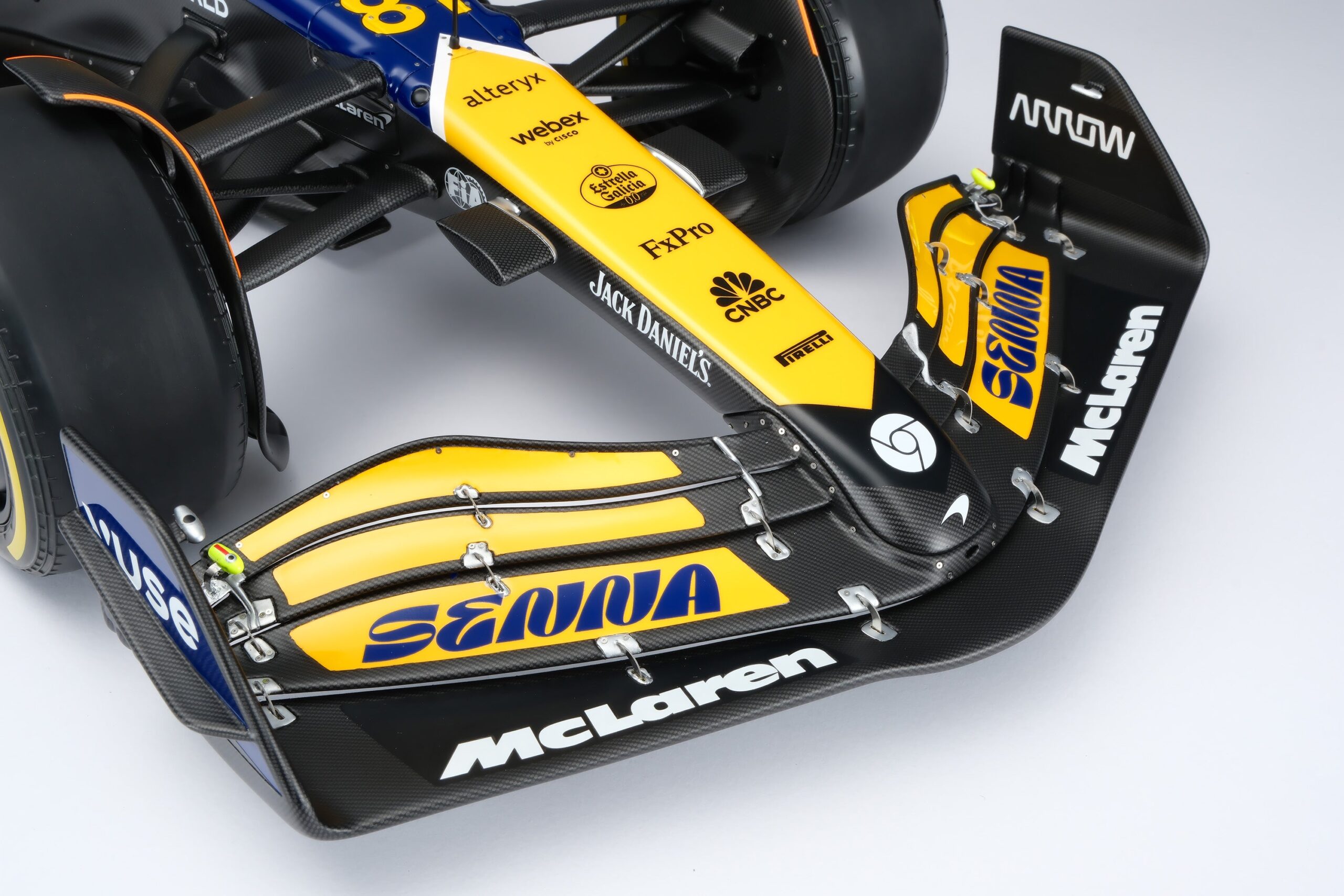 Amalgam McLaren MCL38 2024 Monaco Grand Prix Senna Tribute | 1:8 - Image 11
