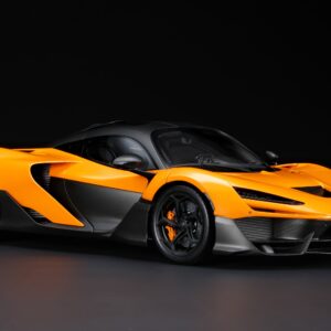 Amalgam McLaren W1 Launch Specification - Papaya-Orange | 1:8