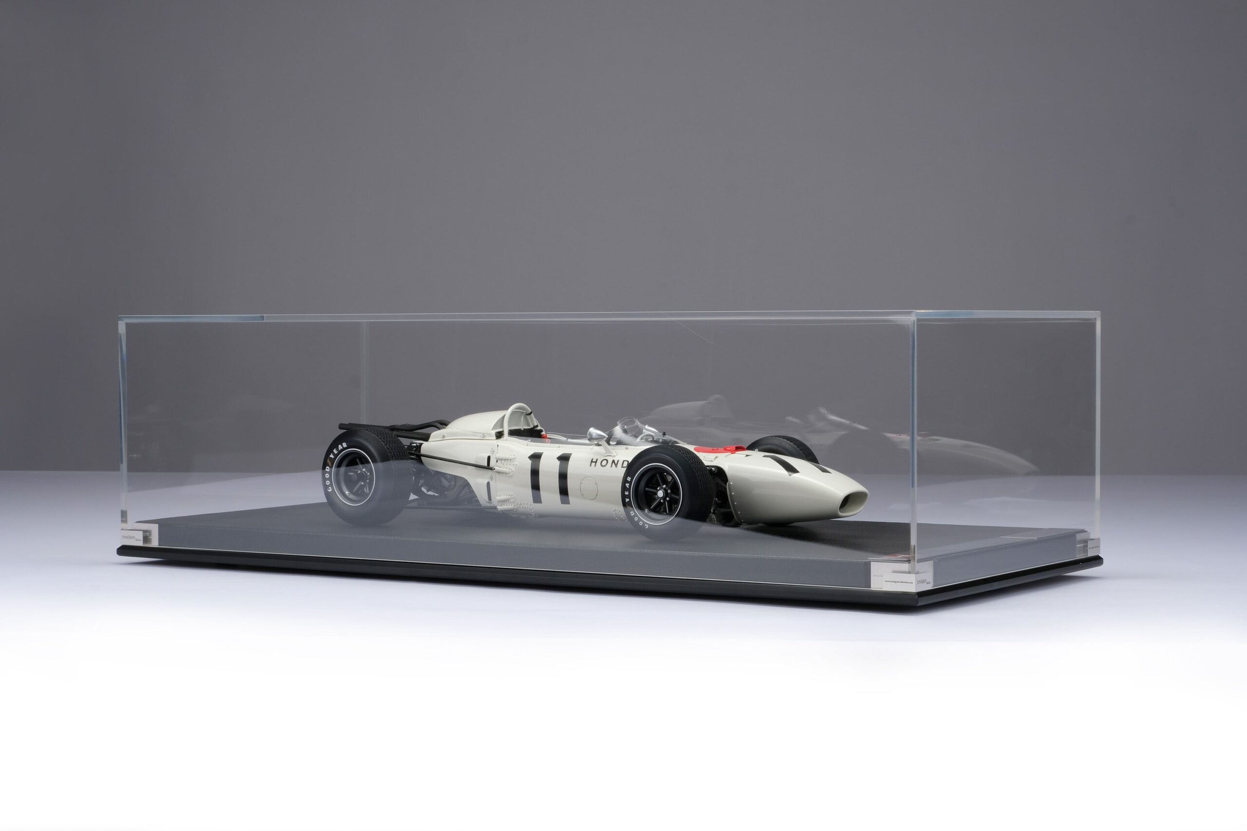 Amalgam Honda RA272 Mexican Grand Prix (1965) - Weiß | 1:8 - Imagen 27