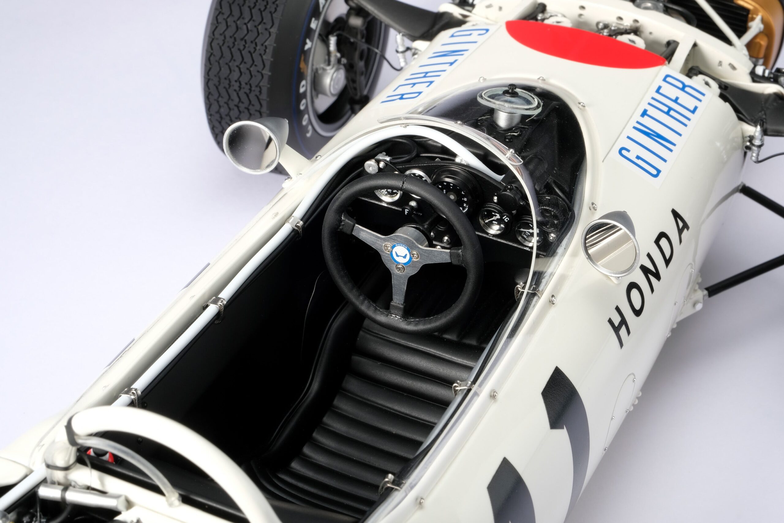 Amalgam Honda RA272 Mexican Grand Prix (1965) - Weiß | 1:8 - Imagen 10