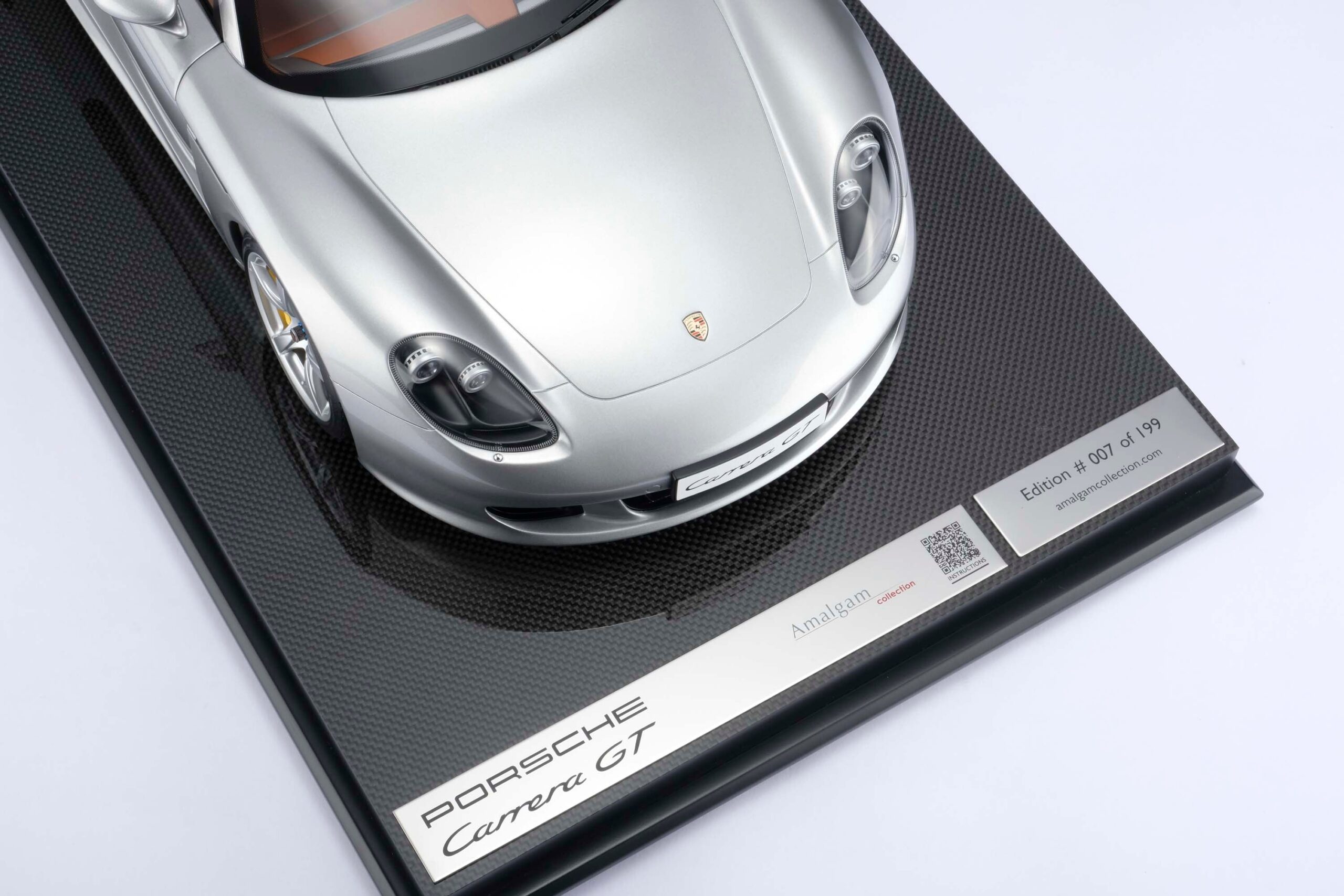 Amalgam Porsche Carrera GT (2003) - Silber | 1:8 - Image 31