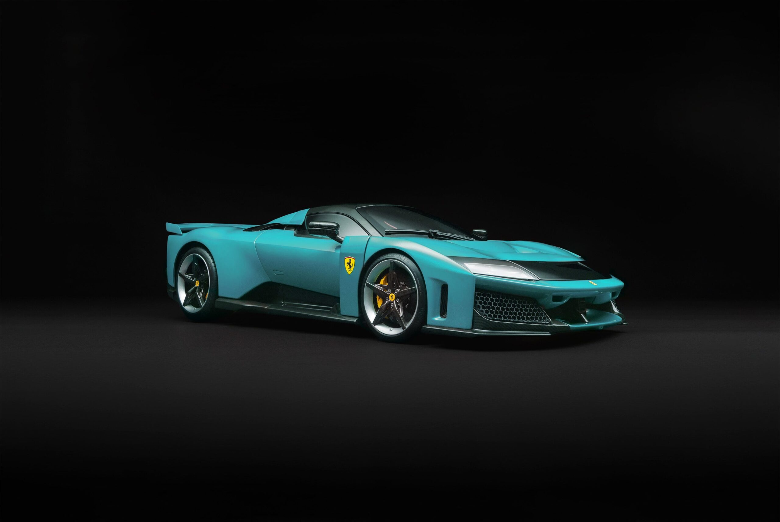 Amalgam Ferrari F80 (2024) - Rot | 1:8 - Image 22