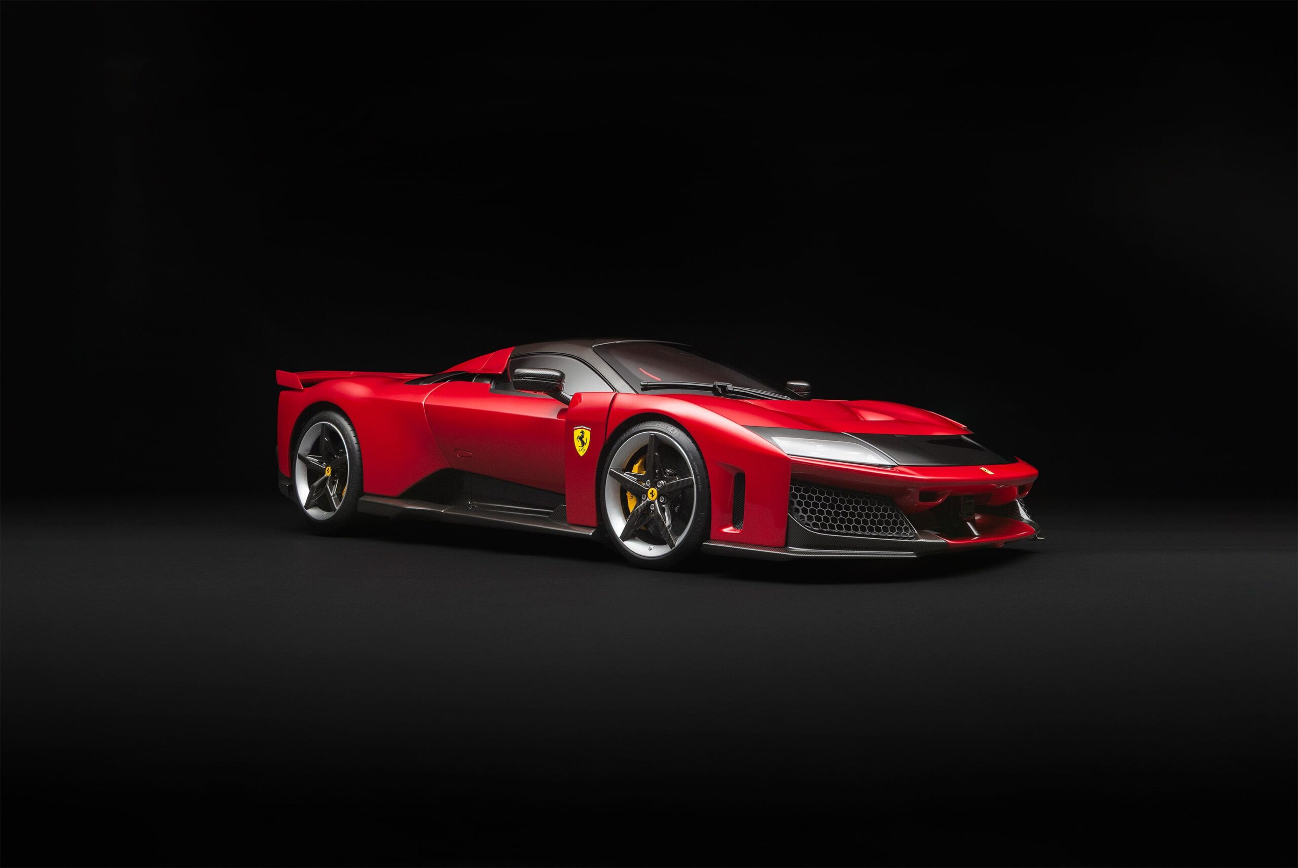 Amalgam Ferrari F80 (2024) - Rot | 1:8 - Image 2