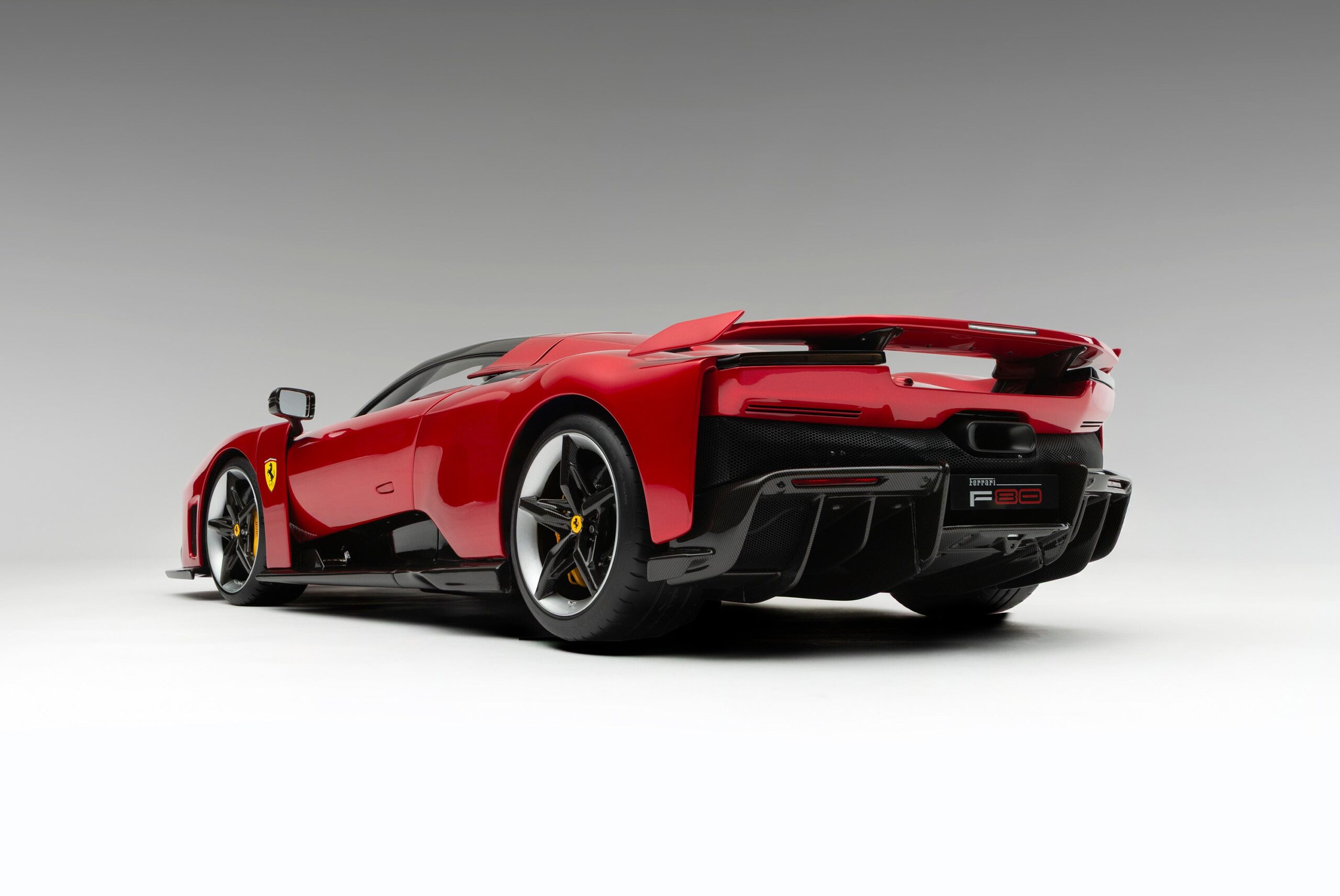 Amalgam Ferrari F80 (2024) - Rot | 1:8 - Image 17