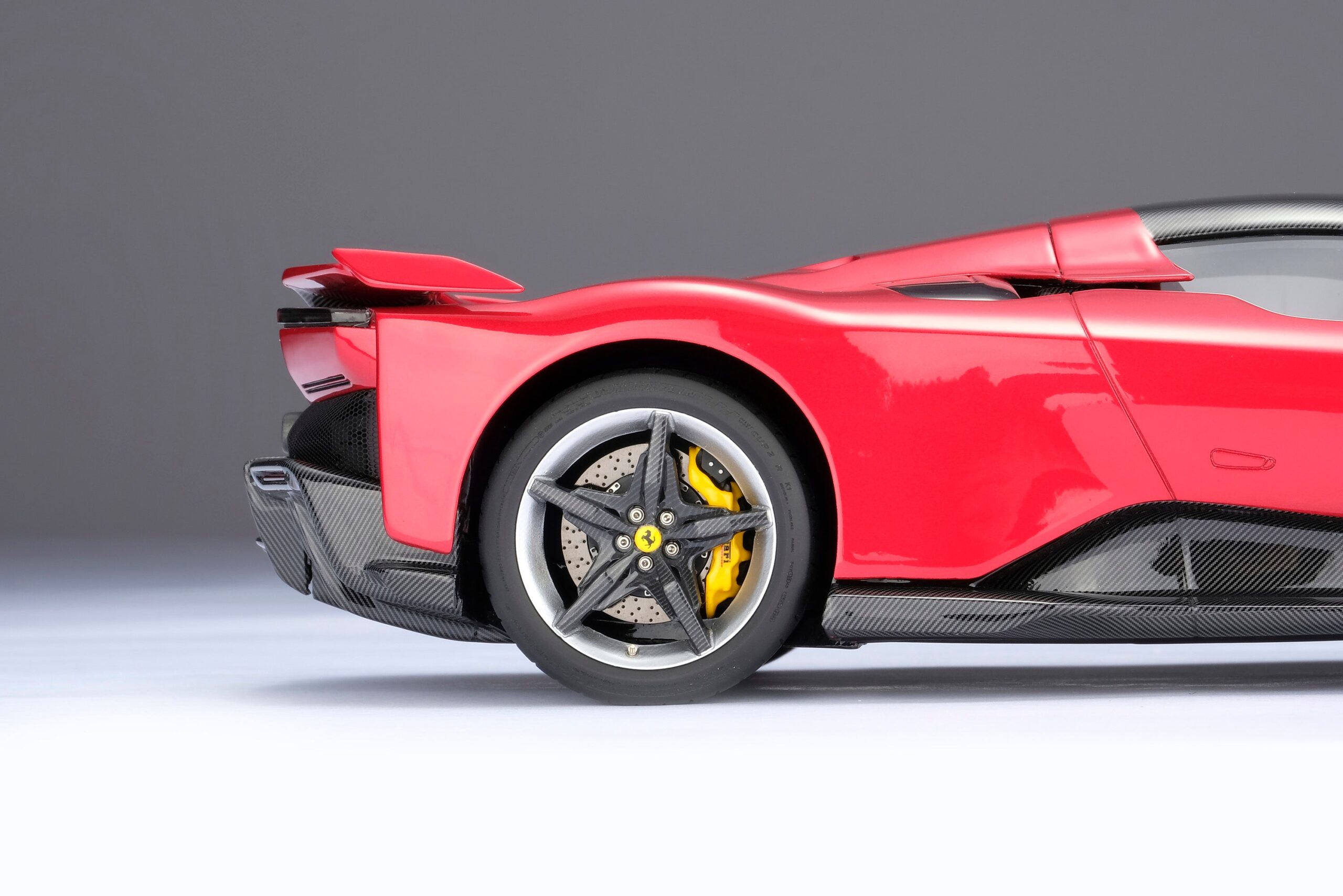 Amalgam Ferrari F80 - Rot | 1:18 - 画像10