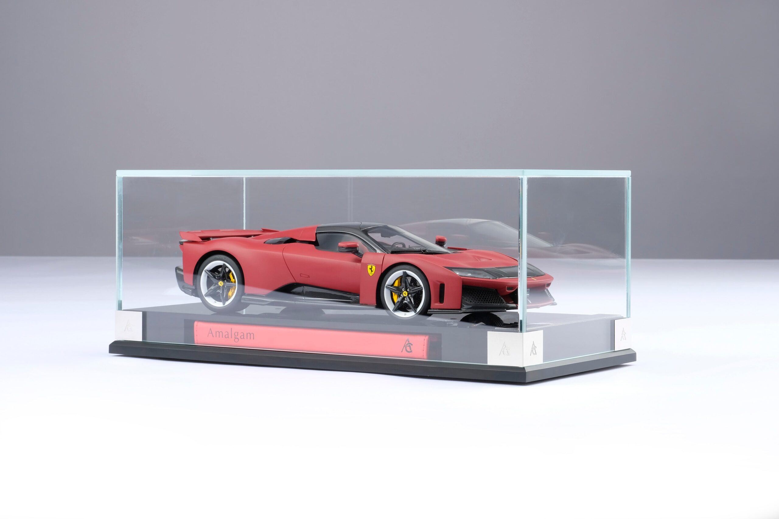 Amalgam Ferrari F80 - Racing Rot | 1:18 - 画像18