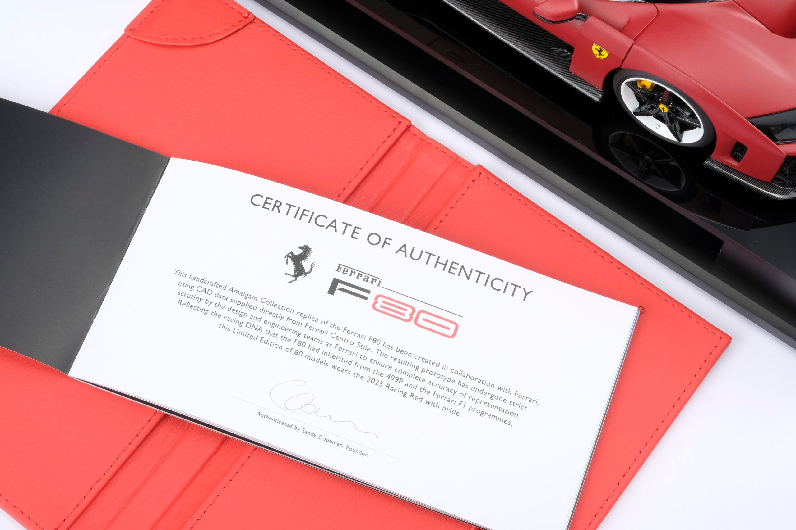 Amalgam Ferrari F80 - Racing Rot | 1:18 - 画像19