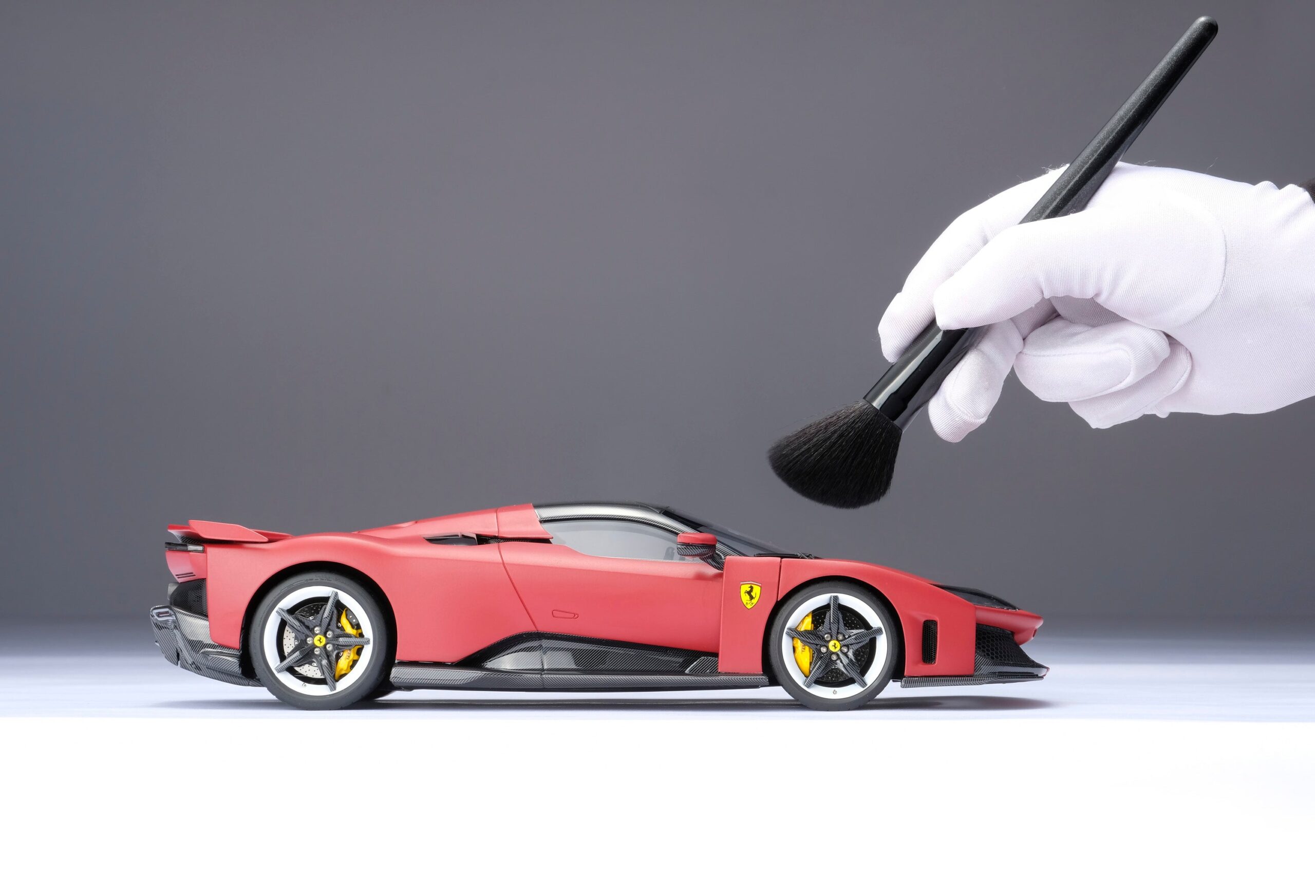 Amalgam Ferrari F80 - Racing Rot | 1:18 - 画像4