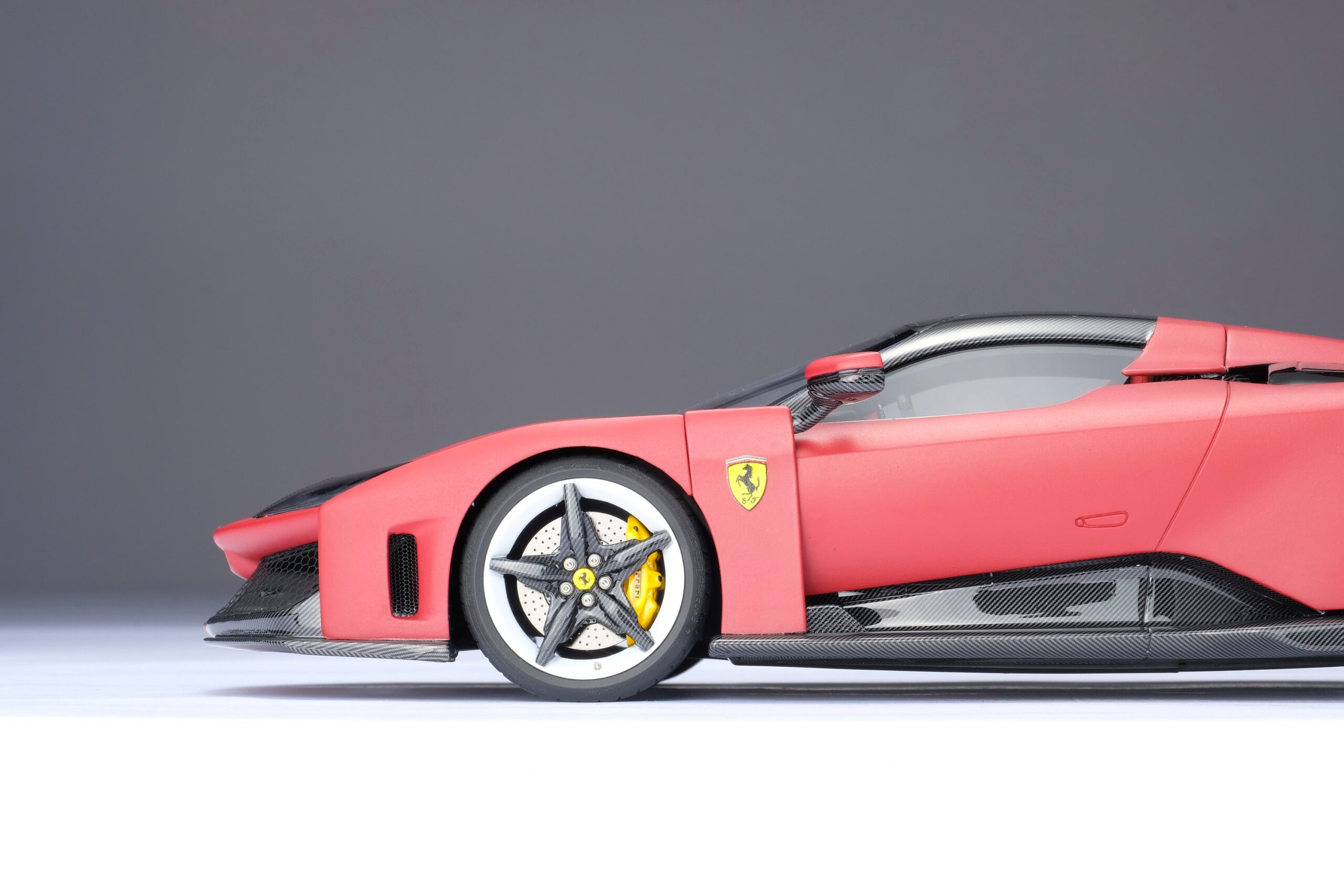 Amalgam Ferrari F80 - Racing Rot | 1:18 - 画像10