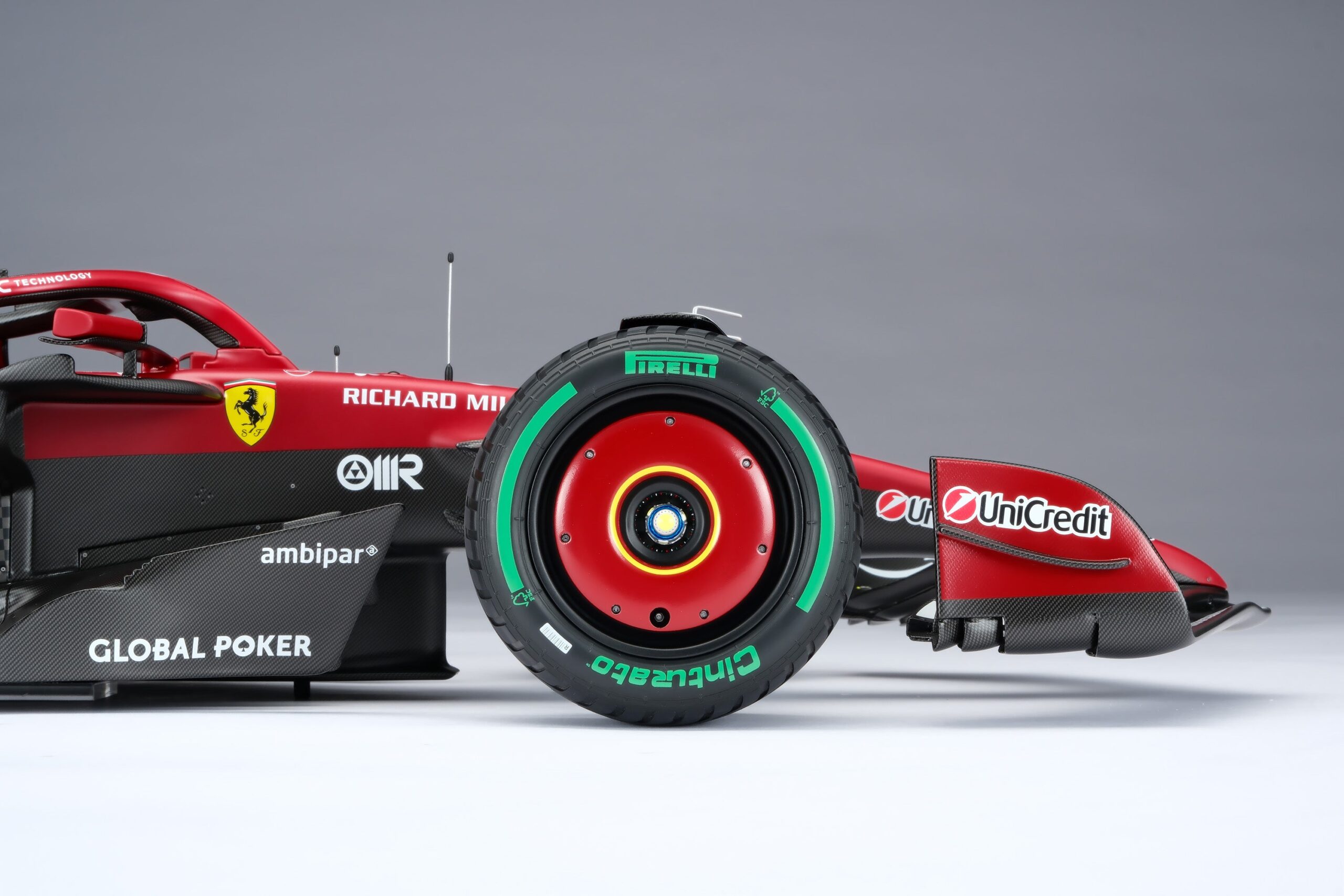 Amalgam Ferrari SF-25 2025 Australian Grand Prix - Rot | 1:8 - Image 13