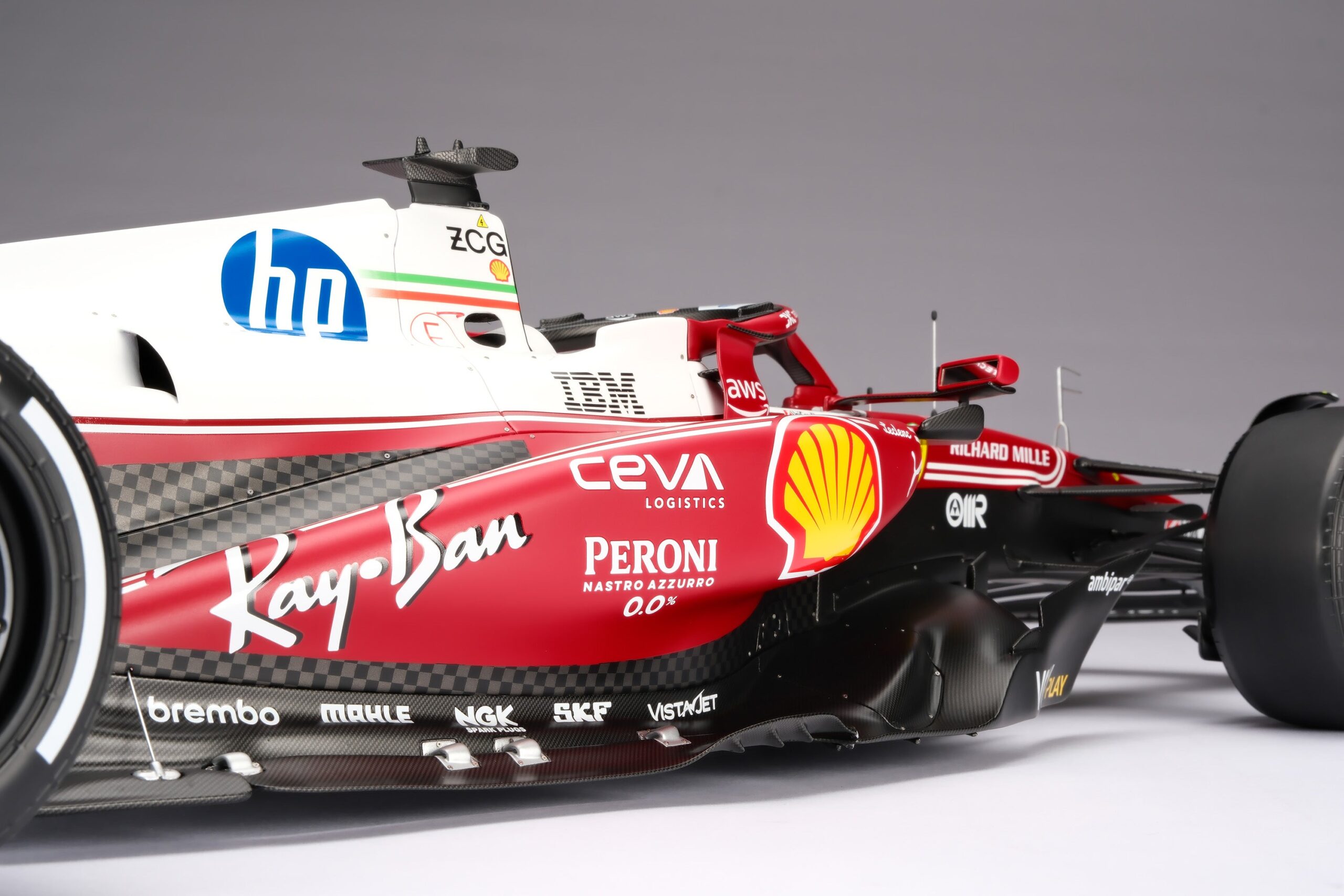 Amalgam Ferrari SF-25 2025 Italian Grand Prix - Charles Leclerc - Rot | 1:8 - Image 19