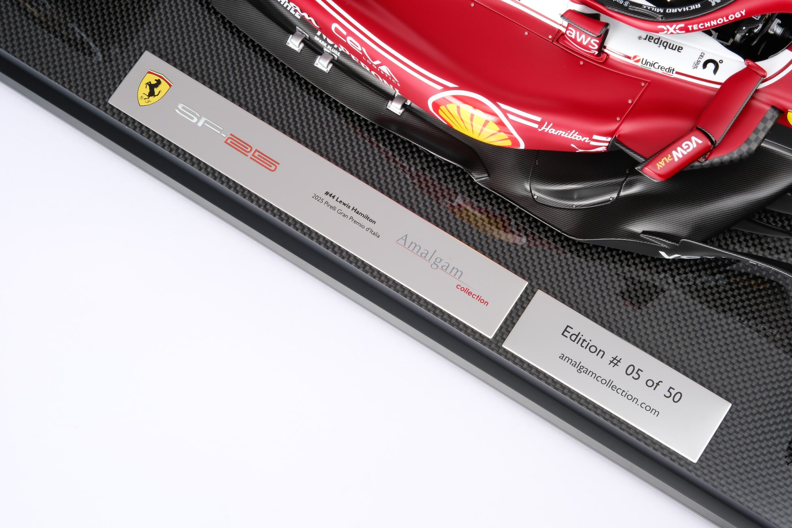 Amalgam Ferrari SF-25 2025 Italian Grand Prix - Lewis Hamilton - Rot | 1:8 - Image 23
