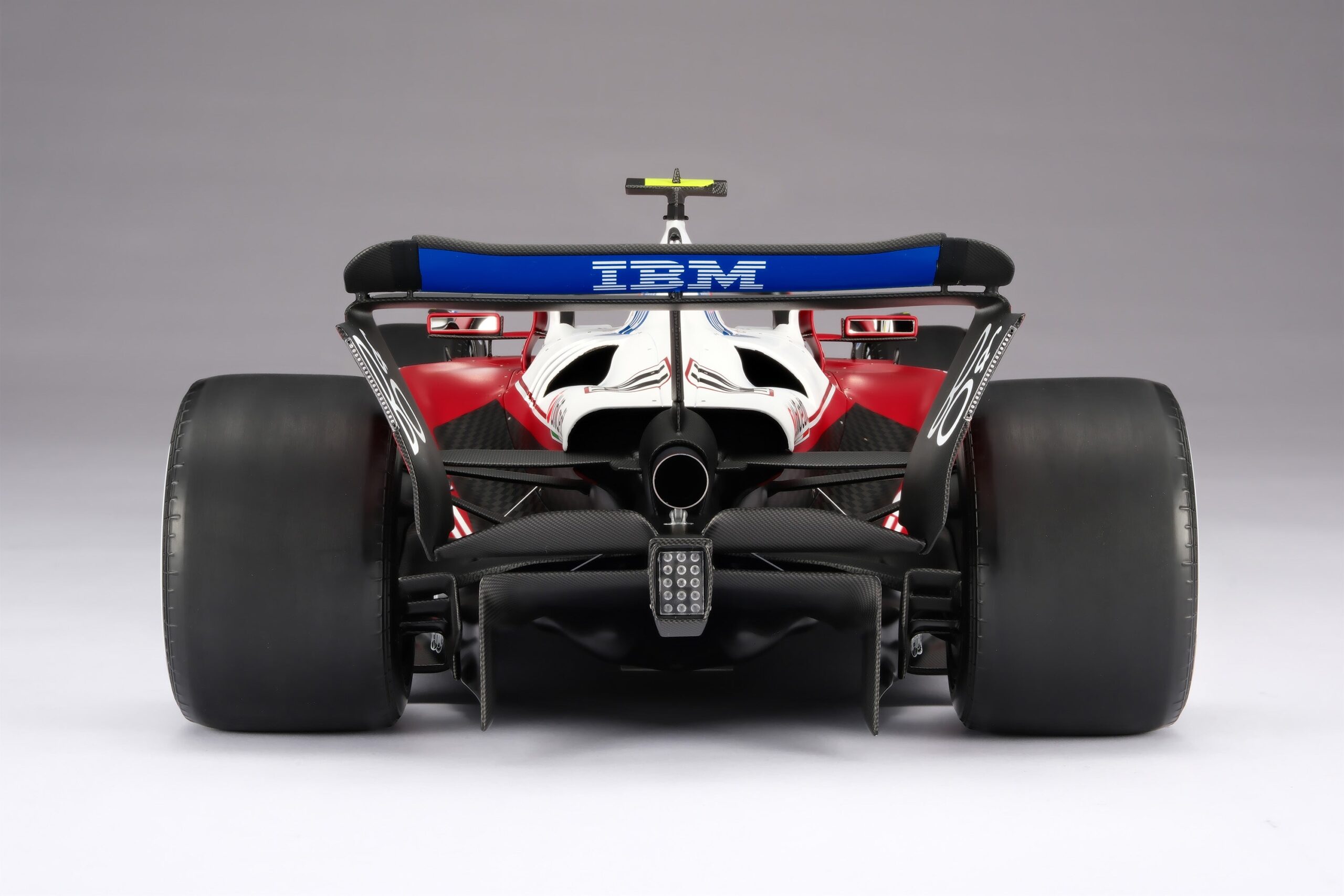 Amalgam Ferrari SF-25 2025 Italian Grand Prix - Lewis Hamilton - Rot | 1:8 - Image 17